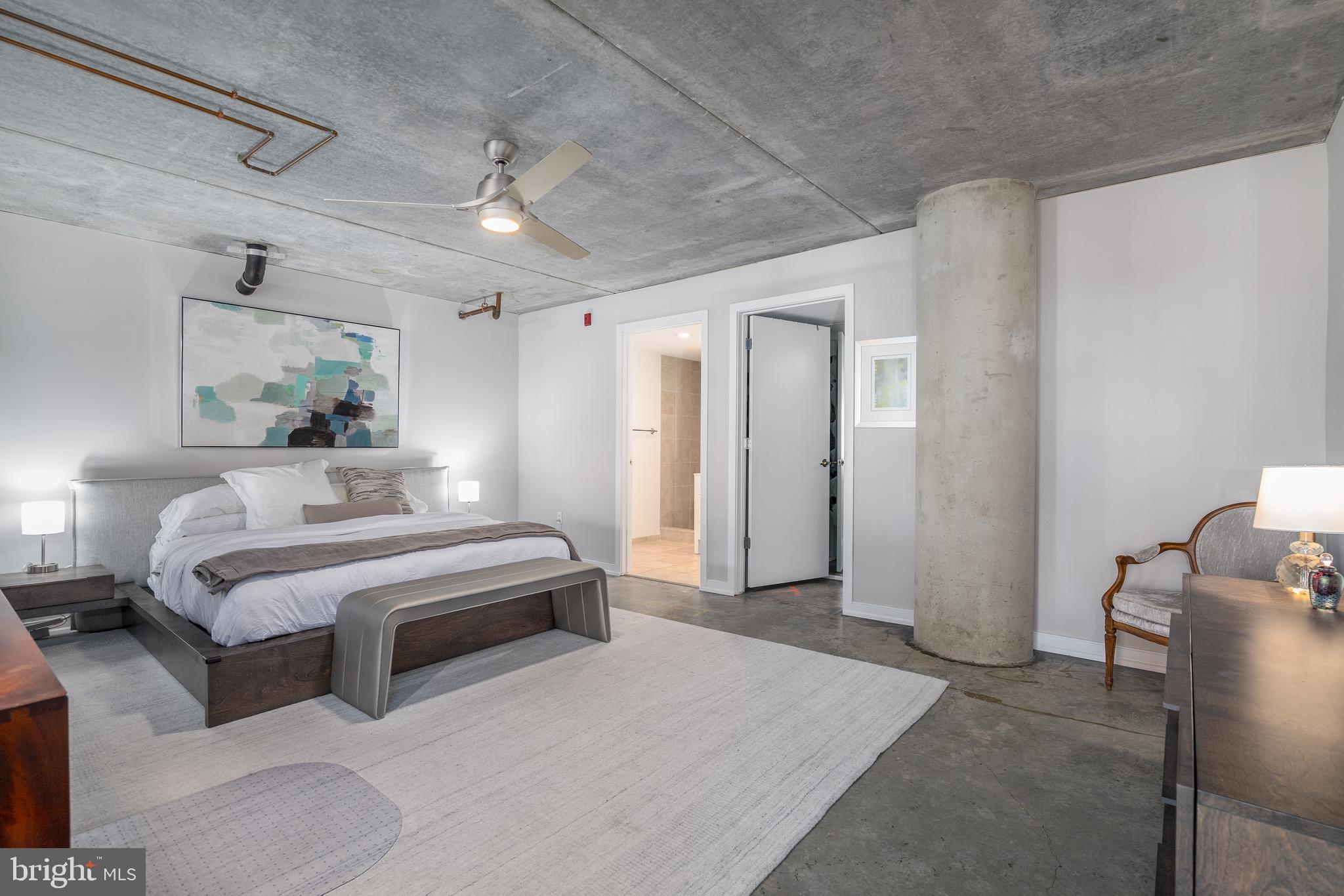 AVENUE OF THE ARTS - Residential