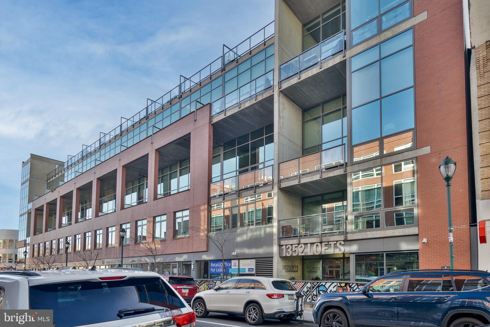 AVENUE OF THE ARTS - Residential