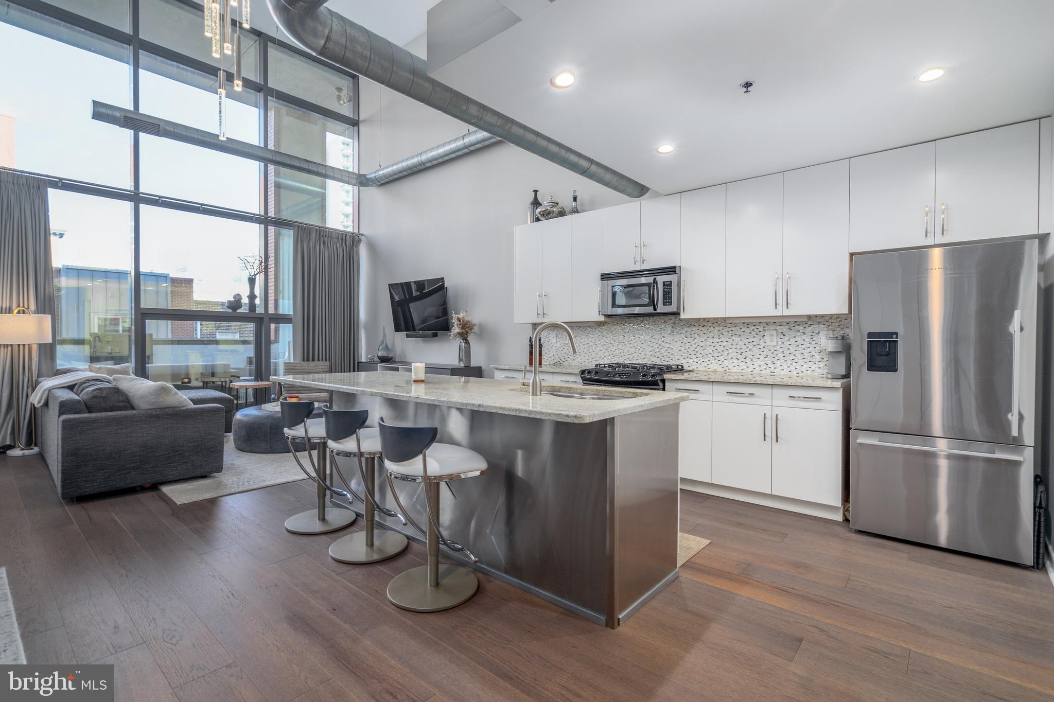AVENUE OF THE ARTS - Residential