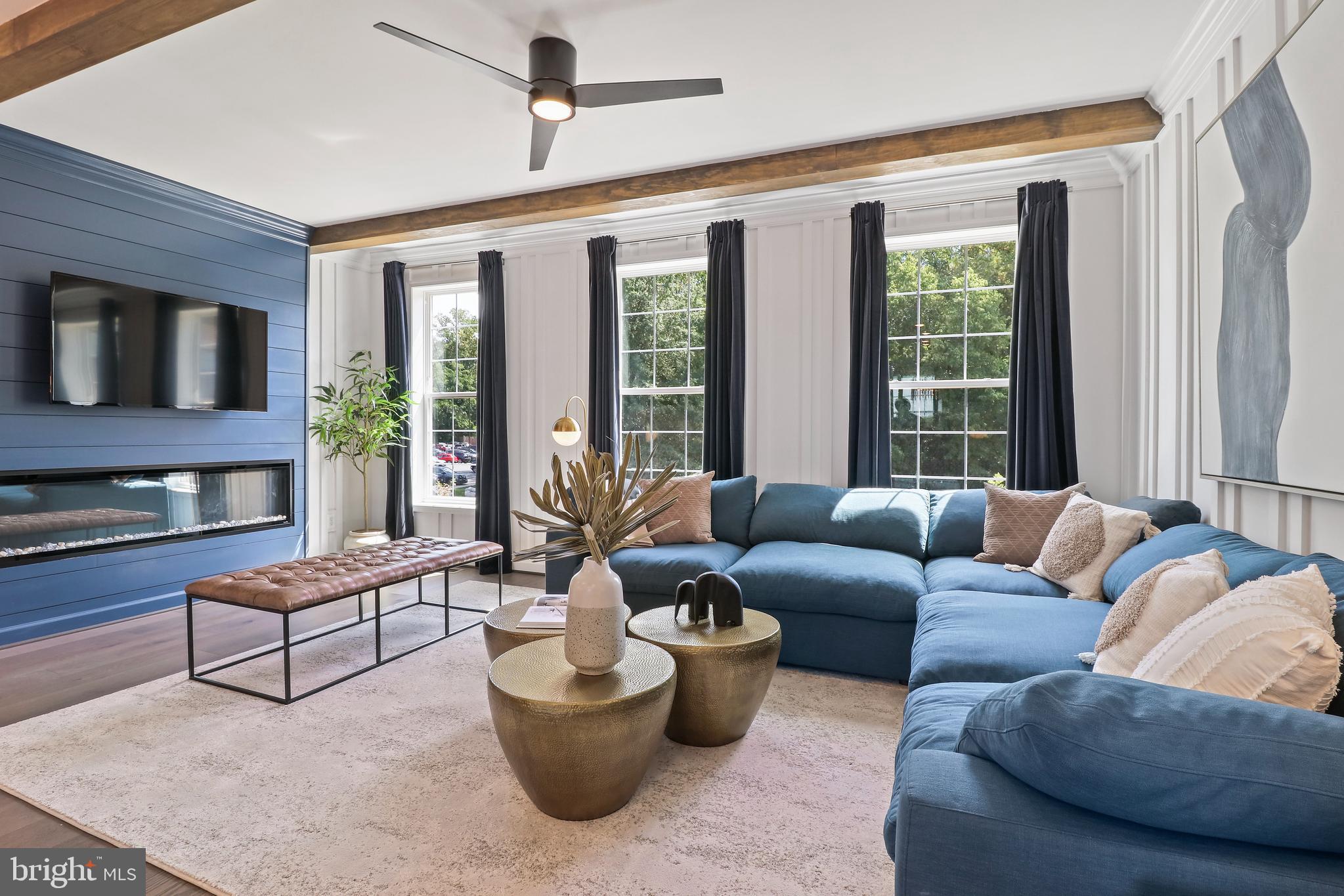 ENCLAVE AT FAIR LAKES - Residential