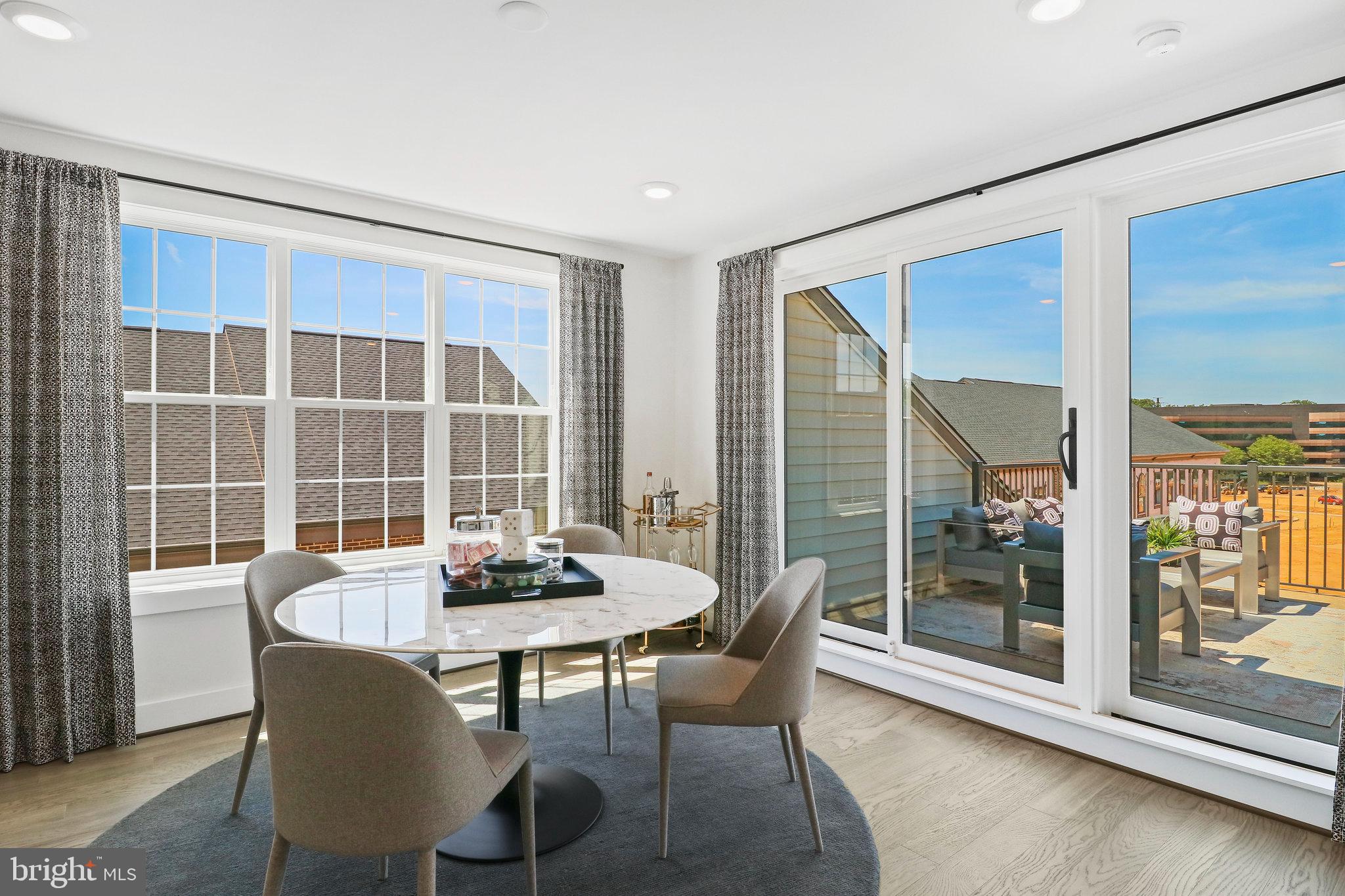 ENCLAVE AT FAIR LAKES - Residential