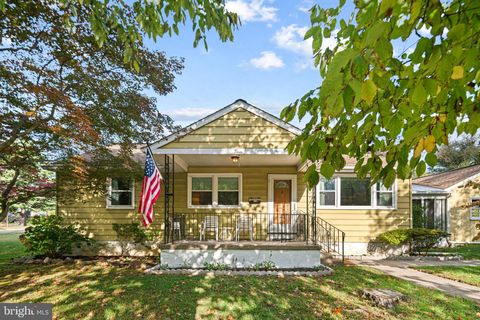 3 JEFFERSON AVENUE STRATFORD NJ 08084