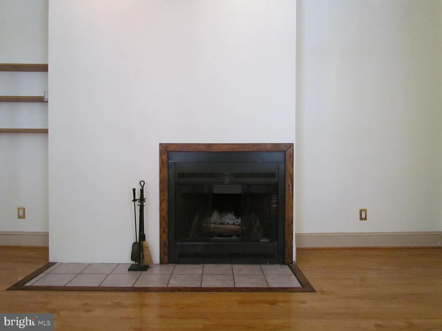 FAIRMOUNT - Residential Lease