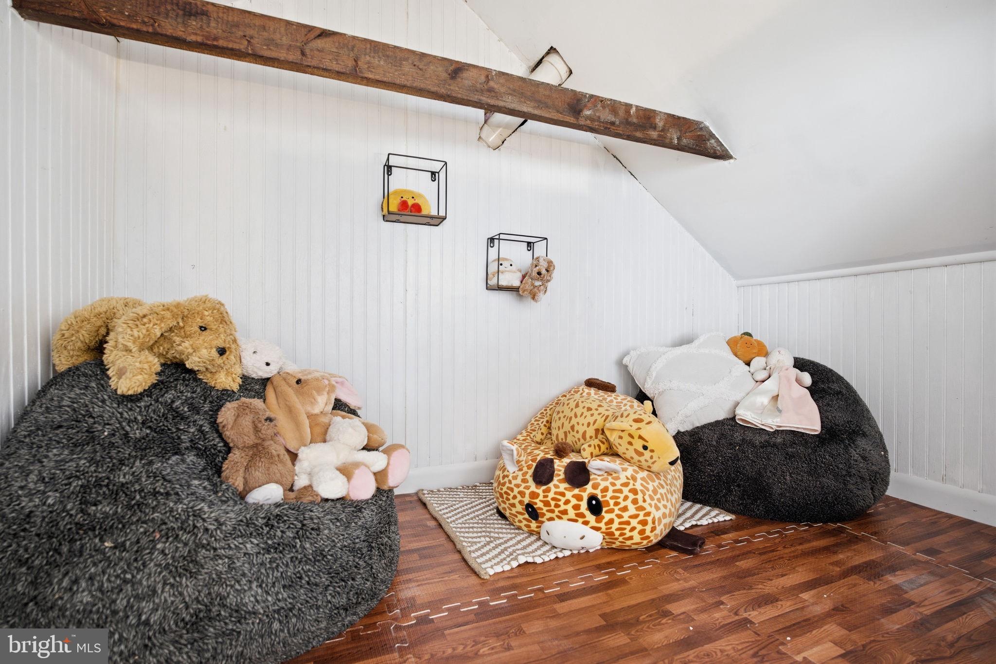 GINGERVILLE MANOR ESTATES - Residential