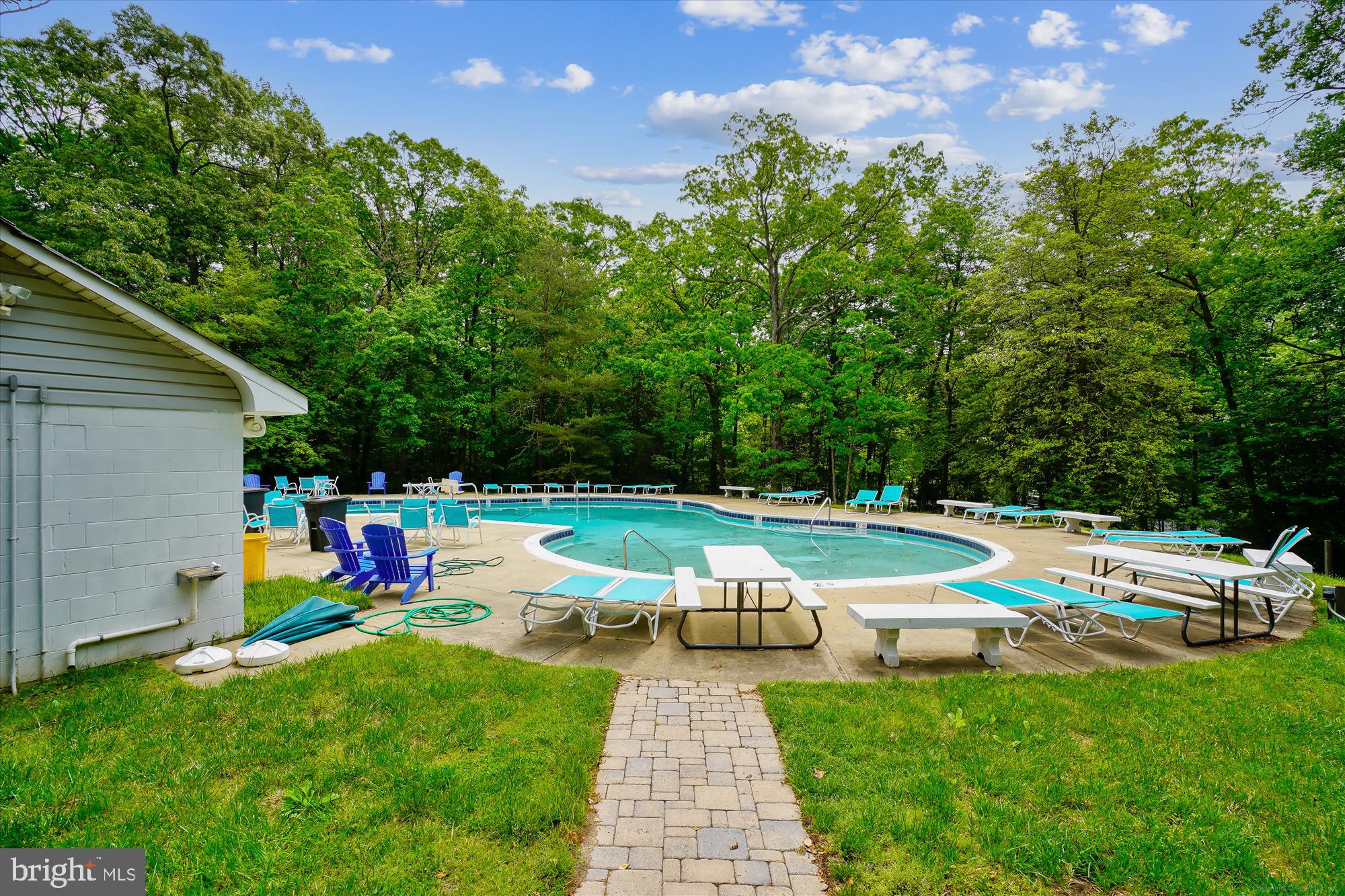 GINGERVILLE MANOR ESTATES - Residential