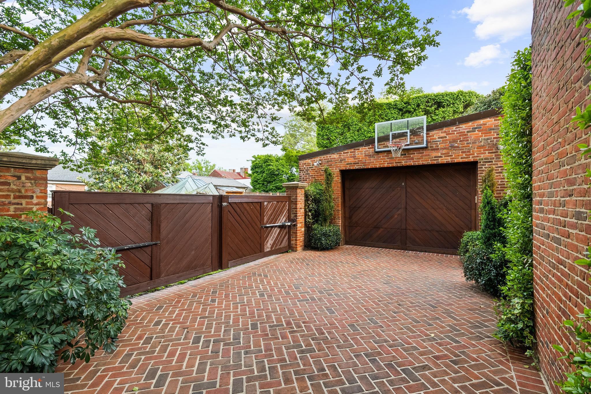 OLD TOWN - Residential