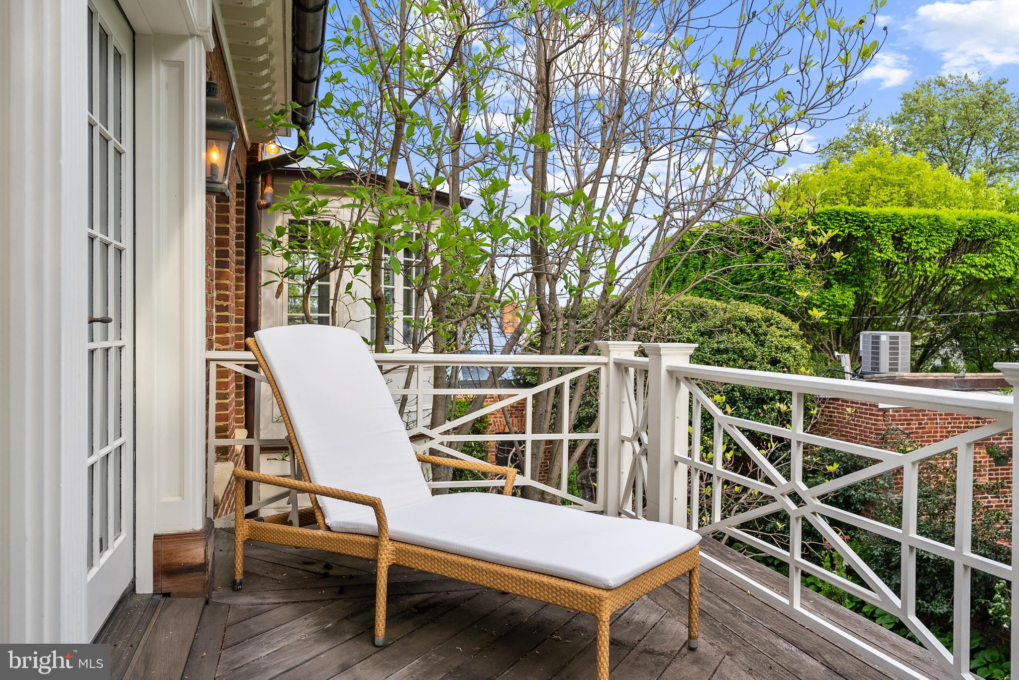 OLD TOWN - Residential