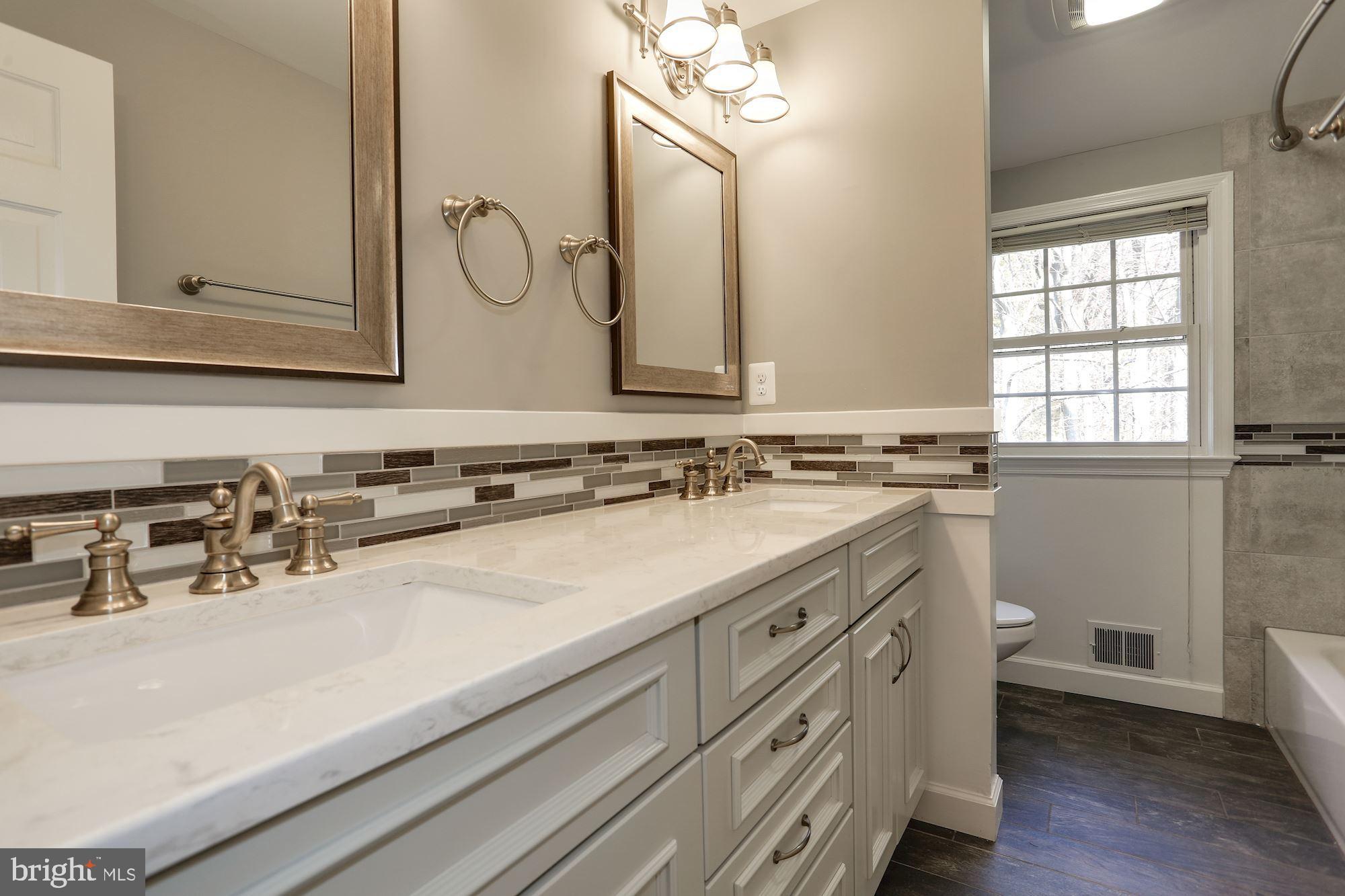 CARDINAL FOREST - Residential Lease