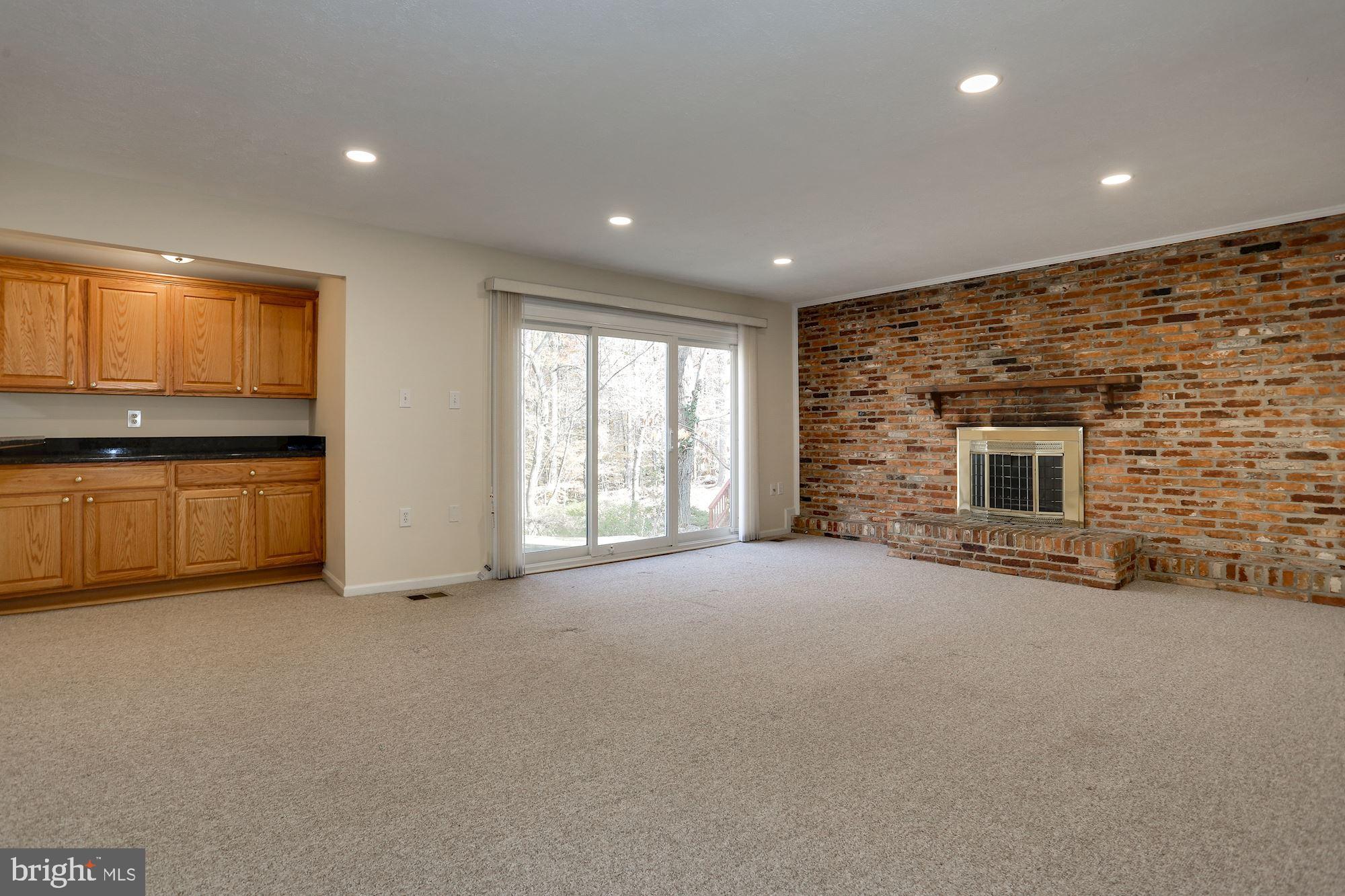 CARDINAL FOREST - Residential Lease