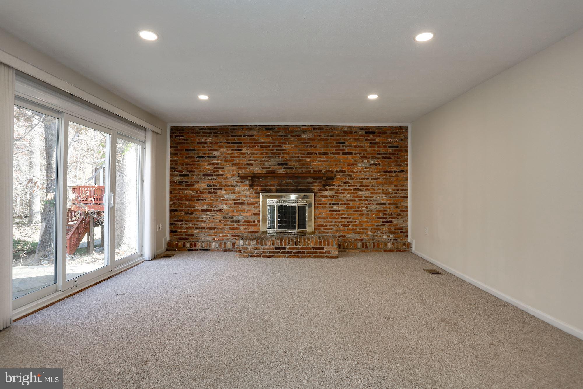 CARDINAL FOREST - Residential Lease