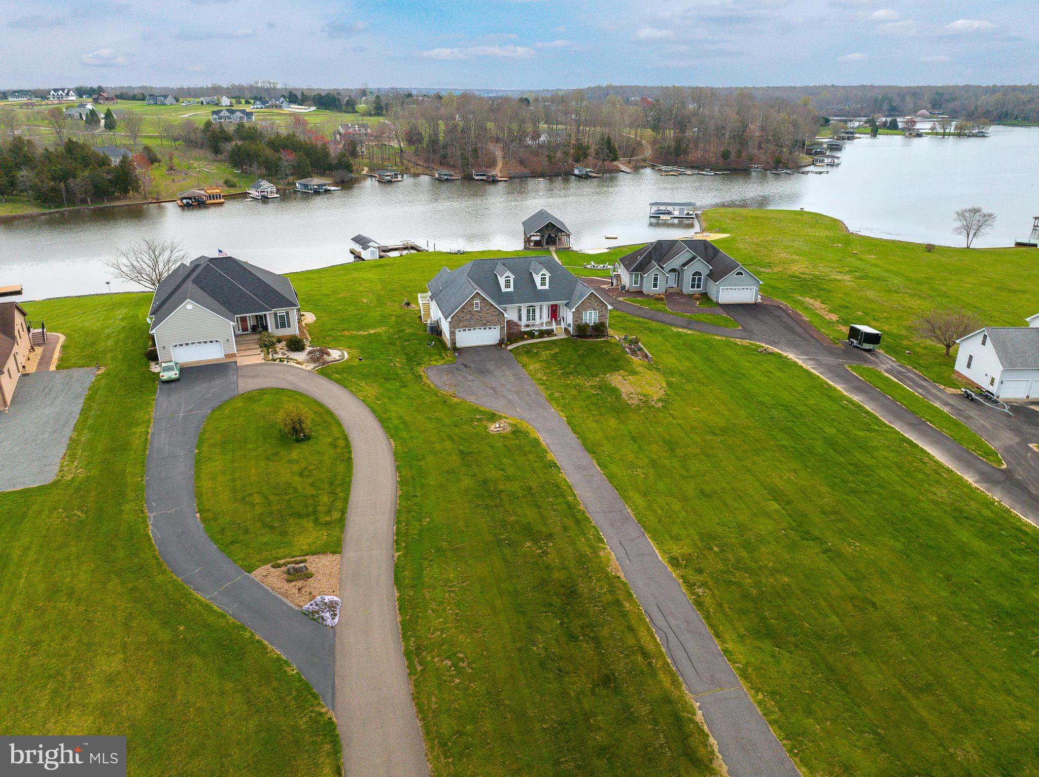 SOUTHWIND SHORES - Residential