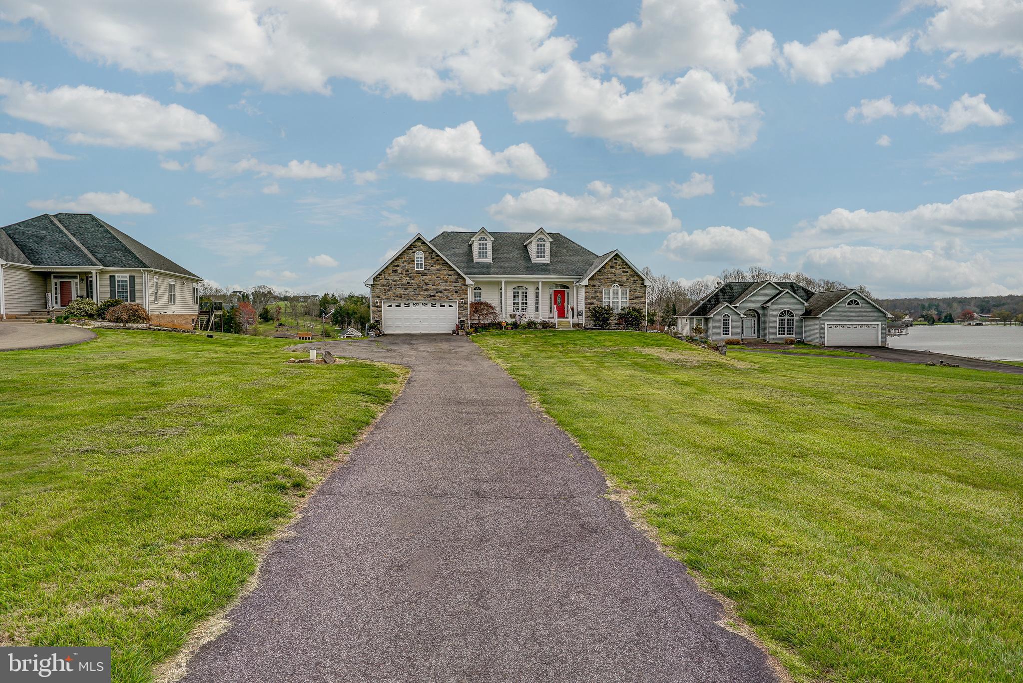 SOUTHWIND SHORES - Residential