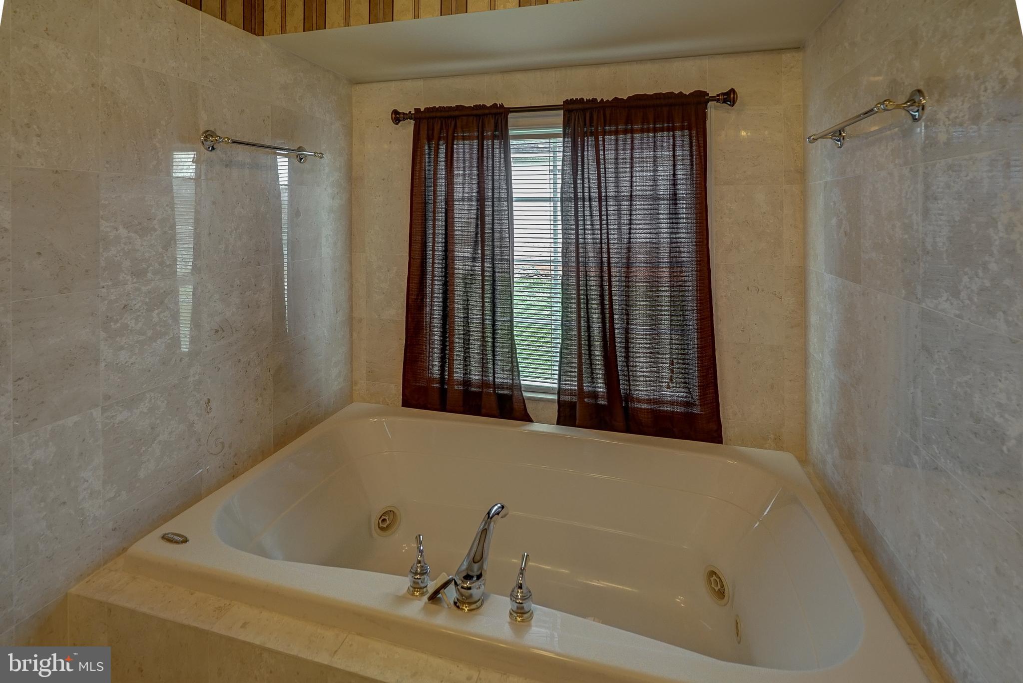 SOUTHWIND SHORES - Residential