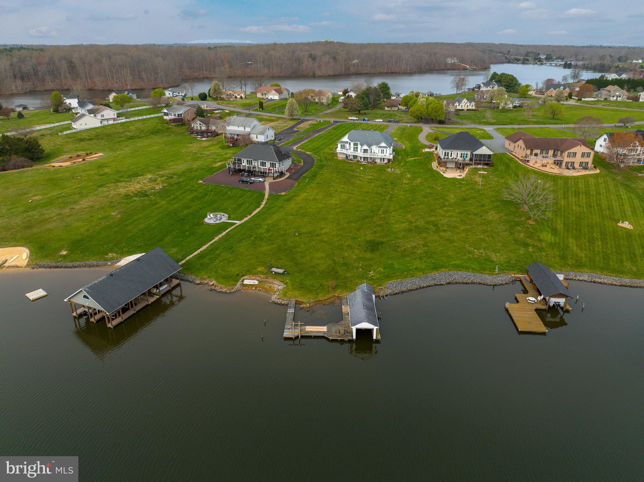 SOUTHWIND SHORES - Residential