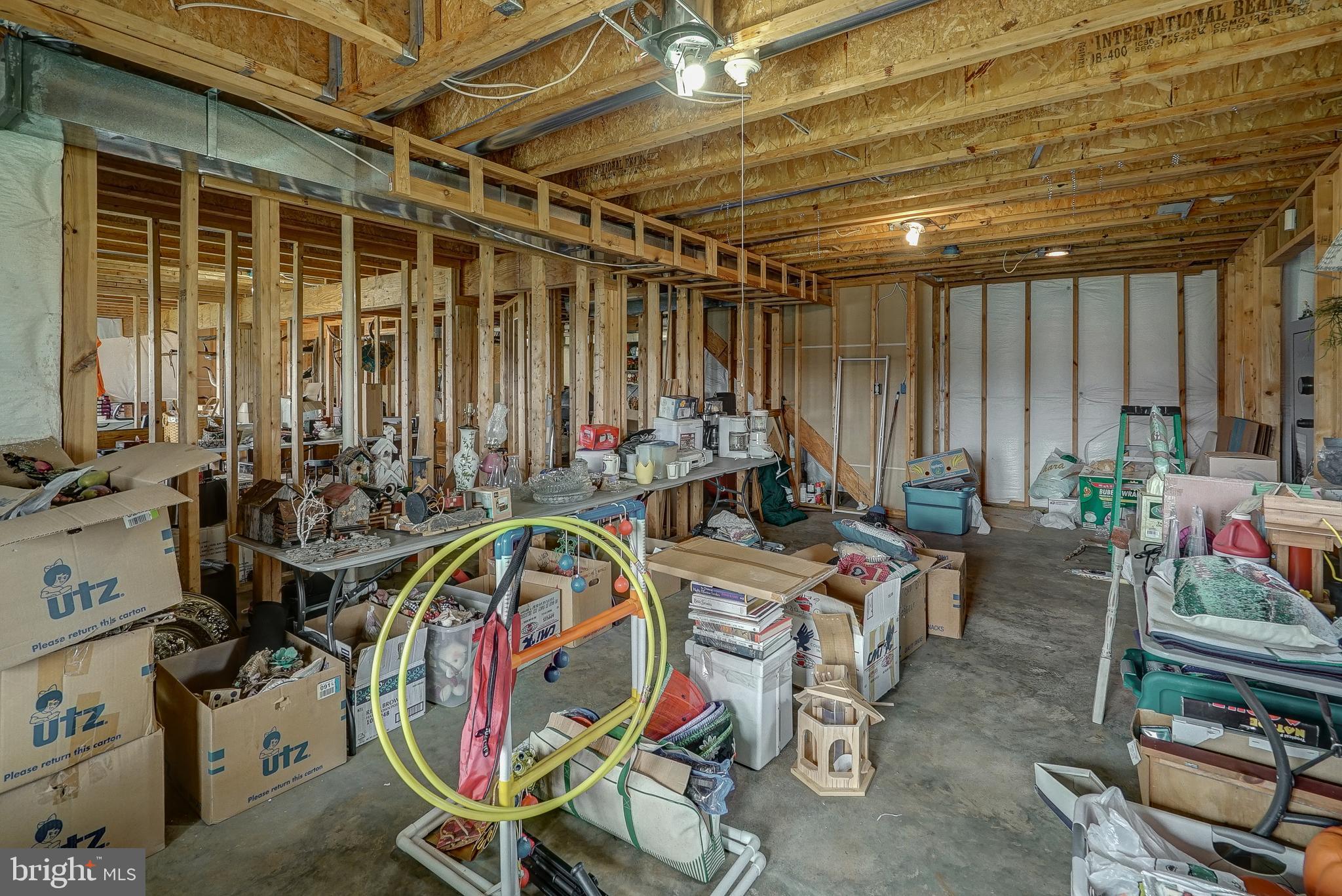 SOUTHWIND SHORES - Residential