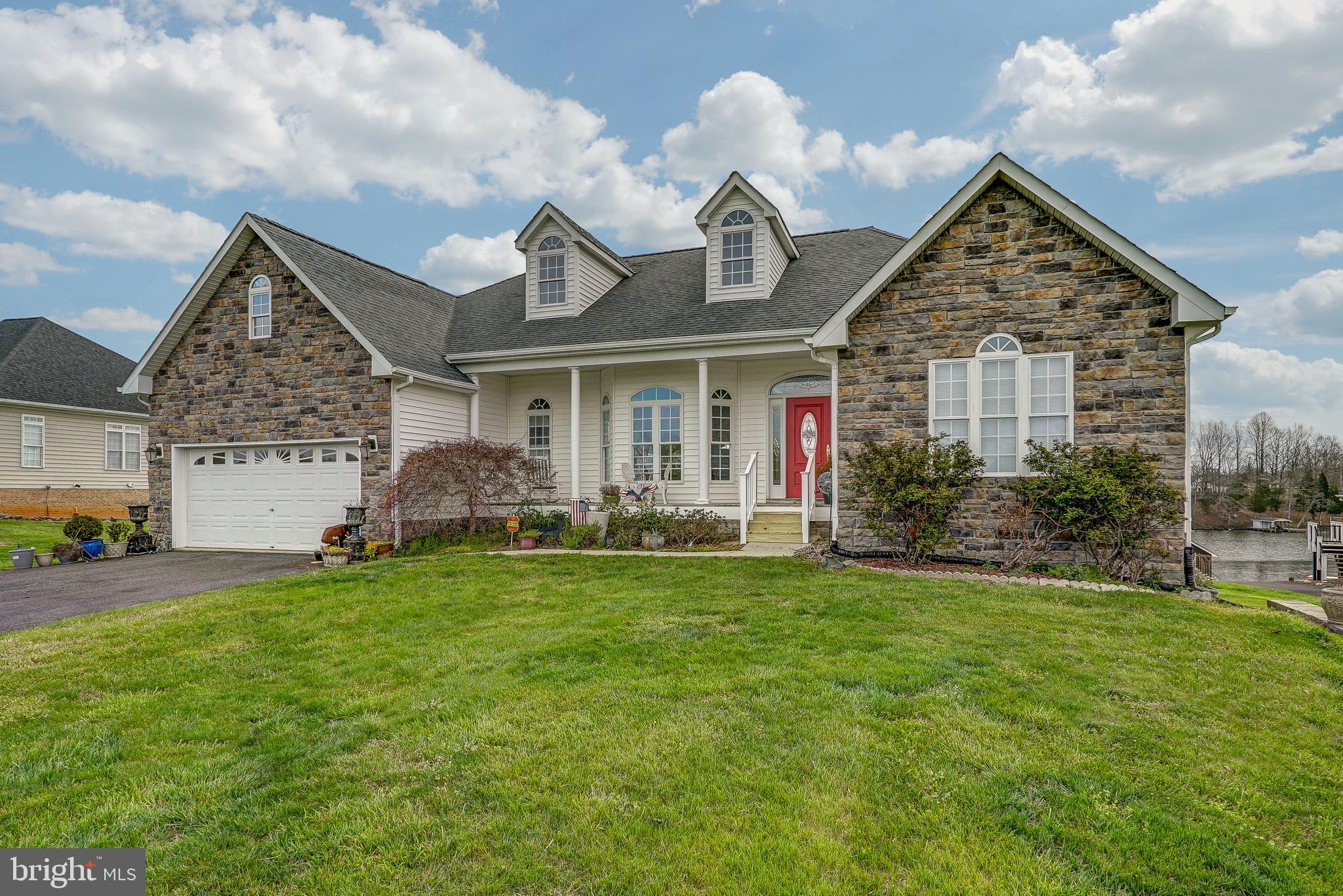 SOUTHWIND SHORES - Residential