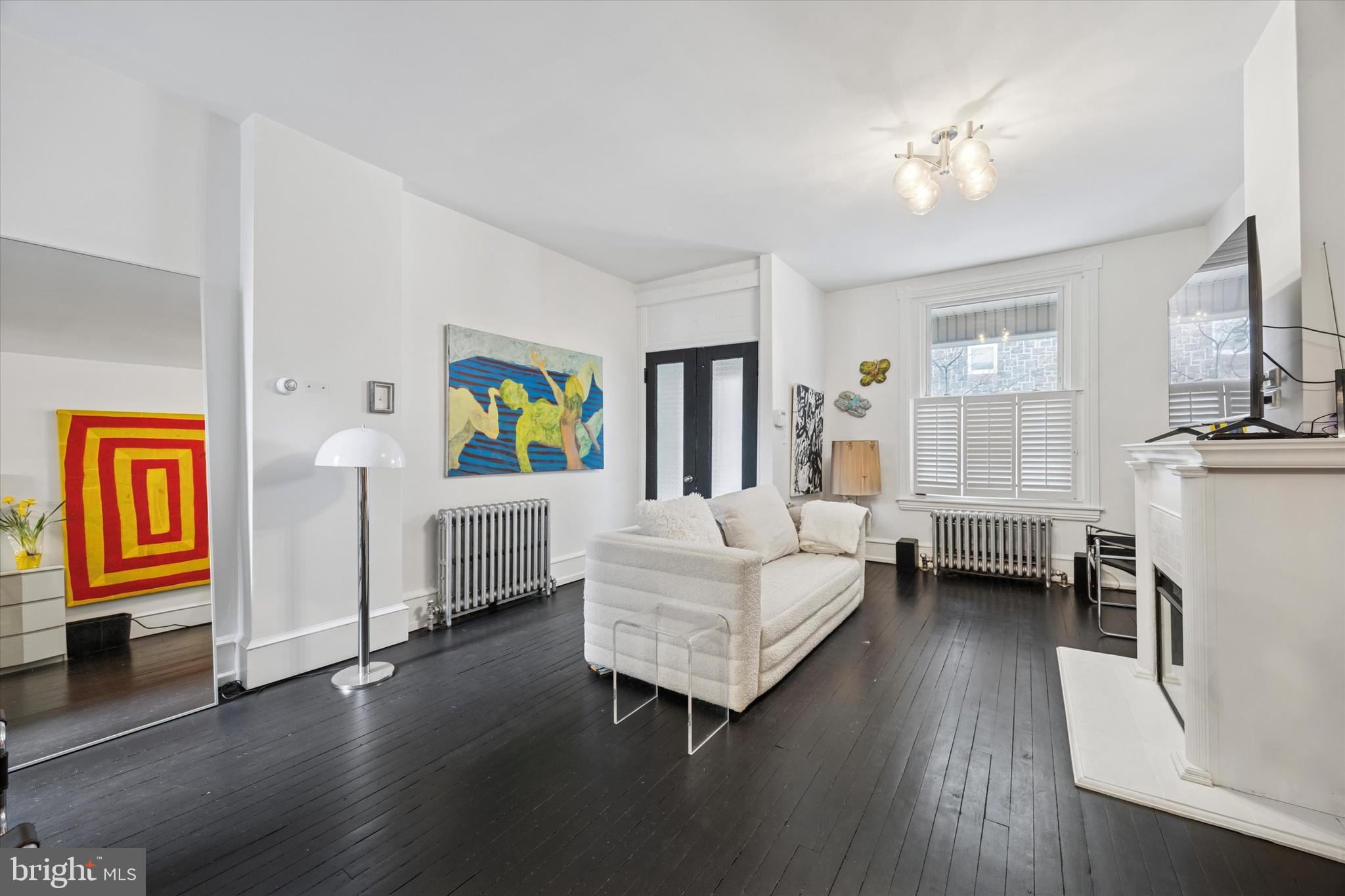 PORT RICHMOND - Residential