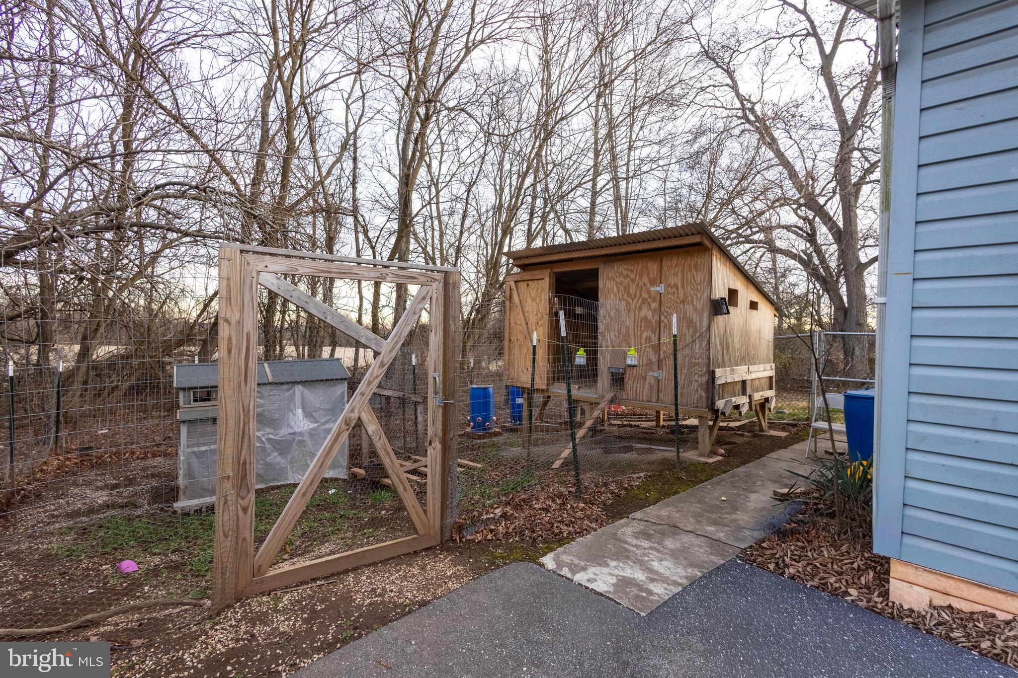 TANEYTOWN VILLAGE - Residential