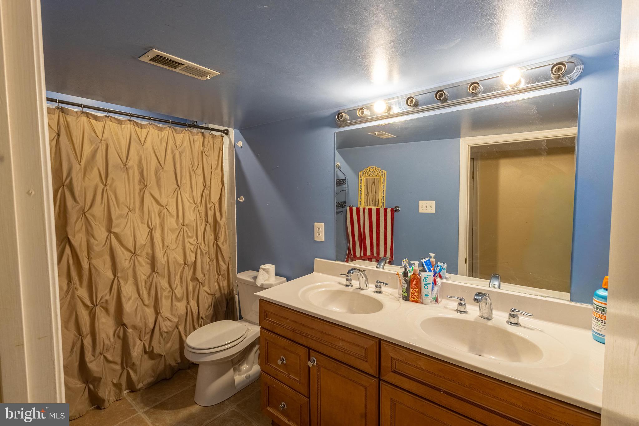 TANEYTOWN VILLAGE - Residential