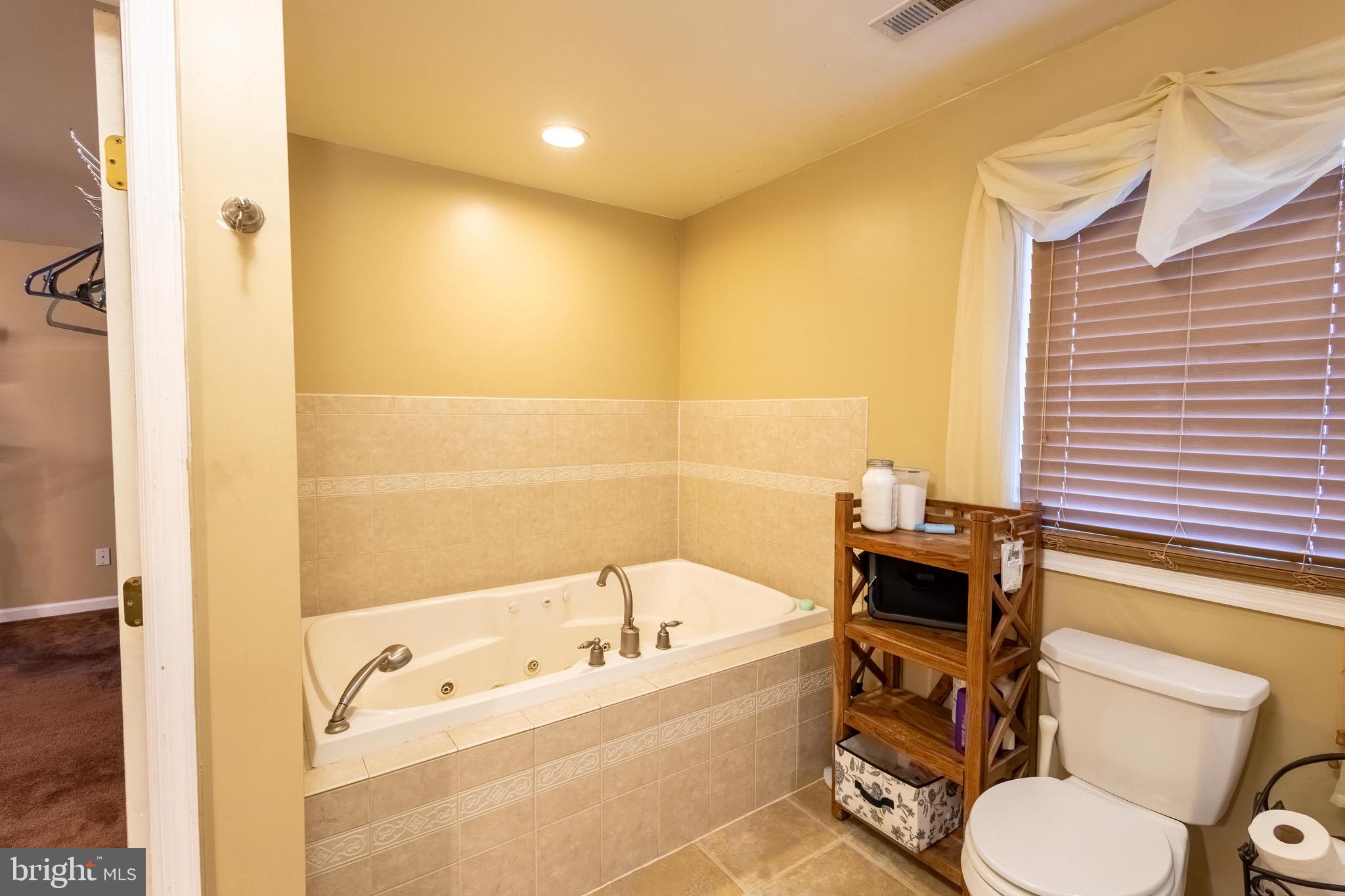 TANEYTOWN VILLAGE - Residential