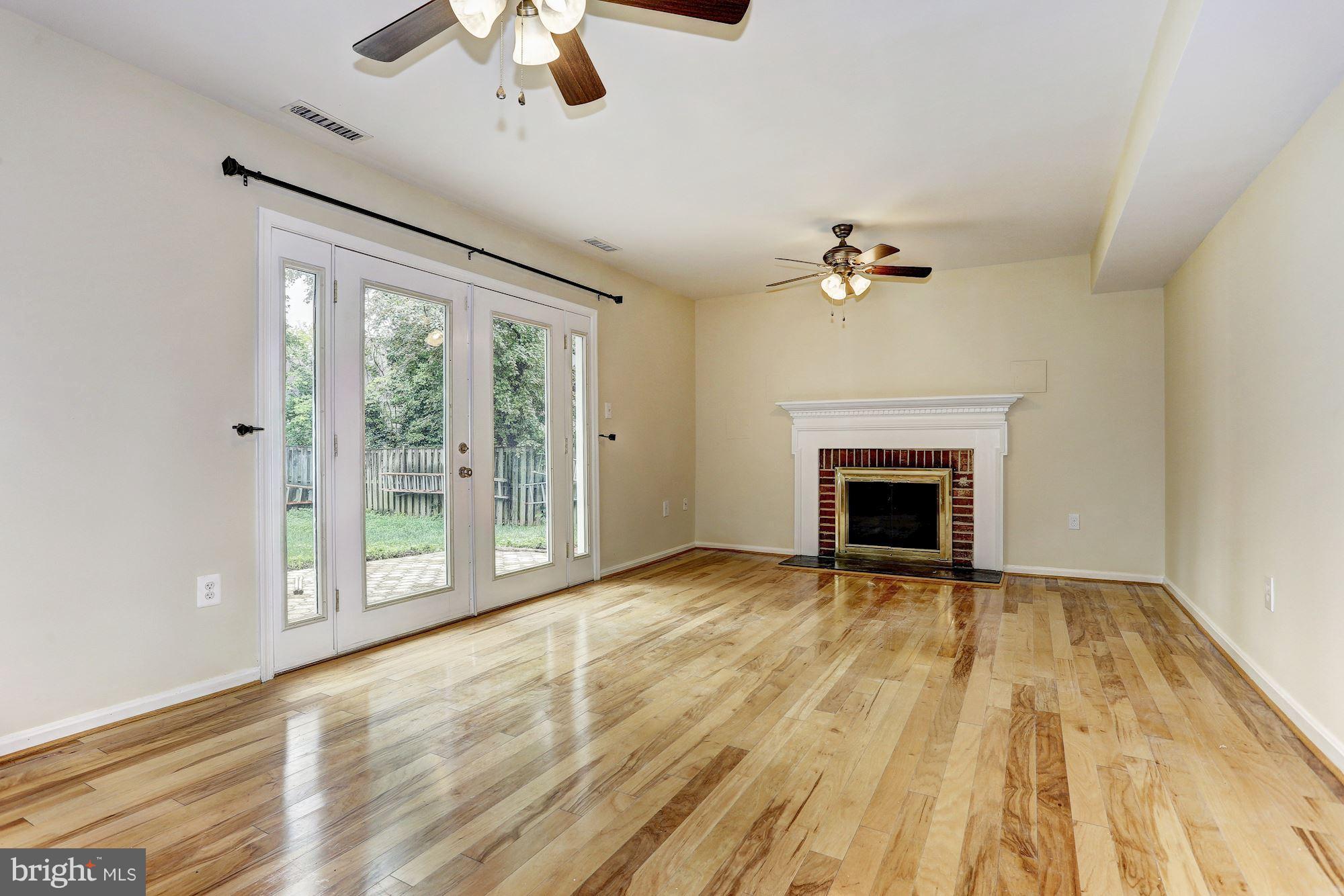 VILLAGE OF HARPERS CHOICE - Residential