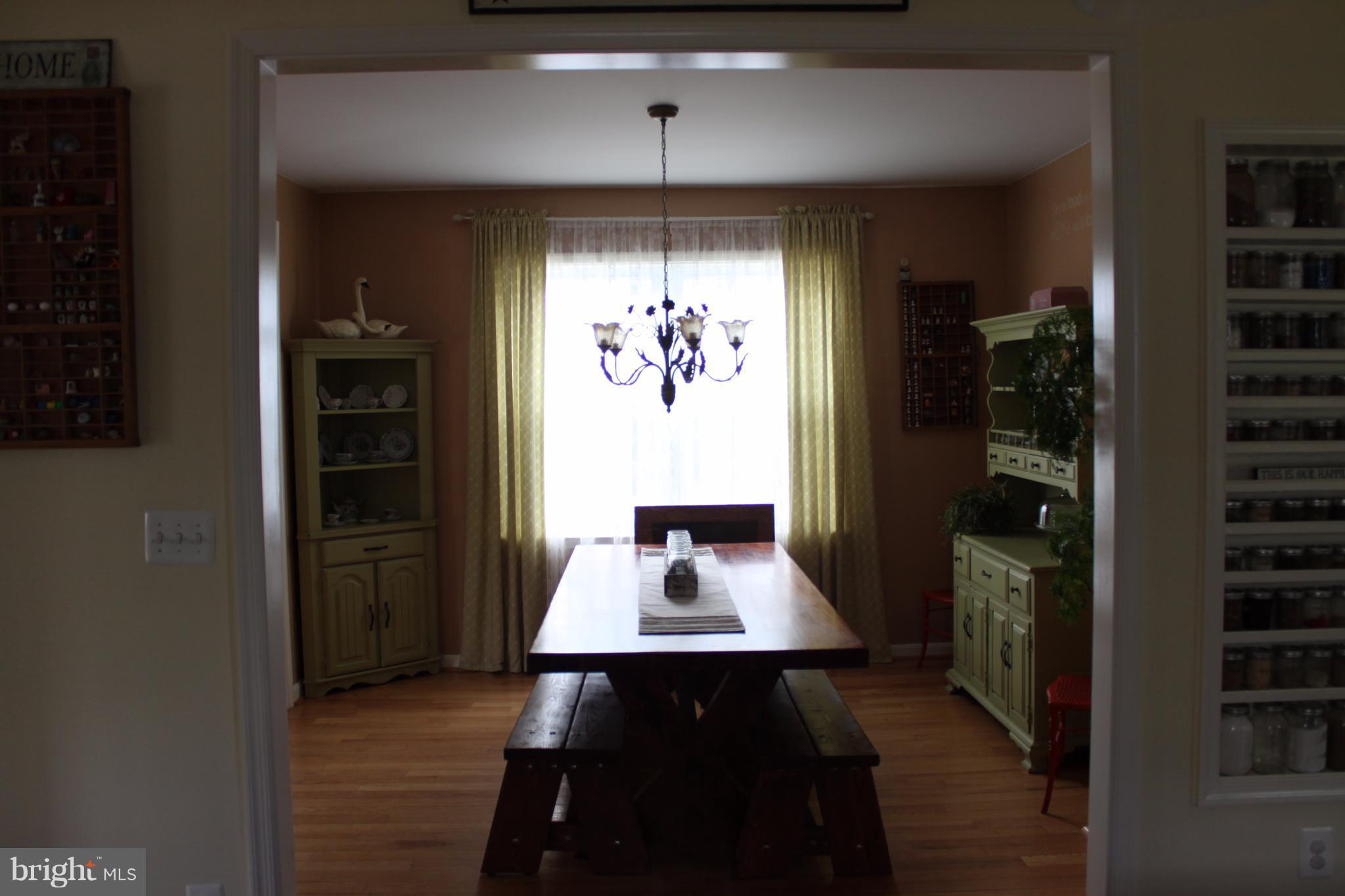 ARBUTUS HEIGHTS - Residential