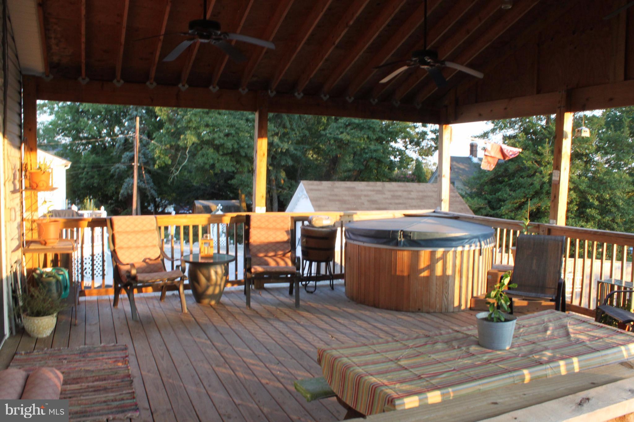 ARBUTUS HEIGHTS - Residential