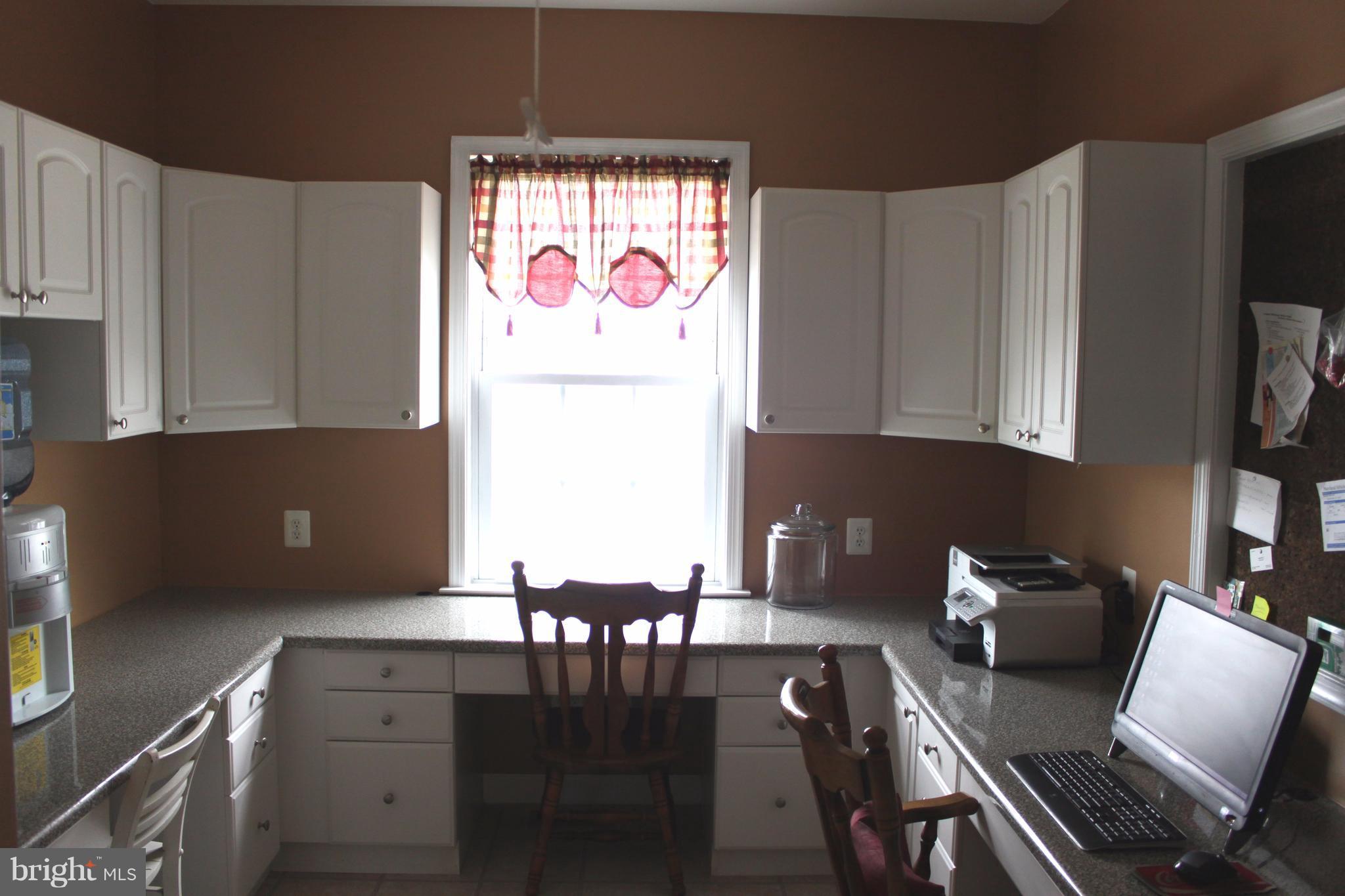 ARBUTUS HEIGHTS - Residential