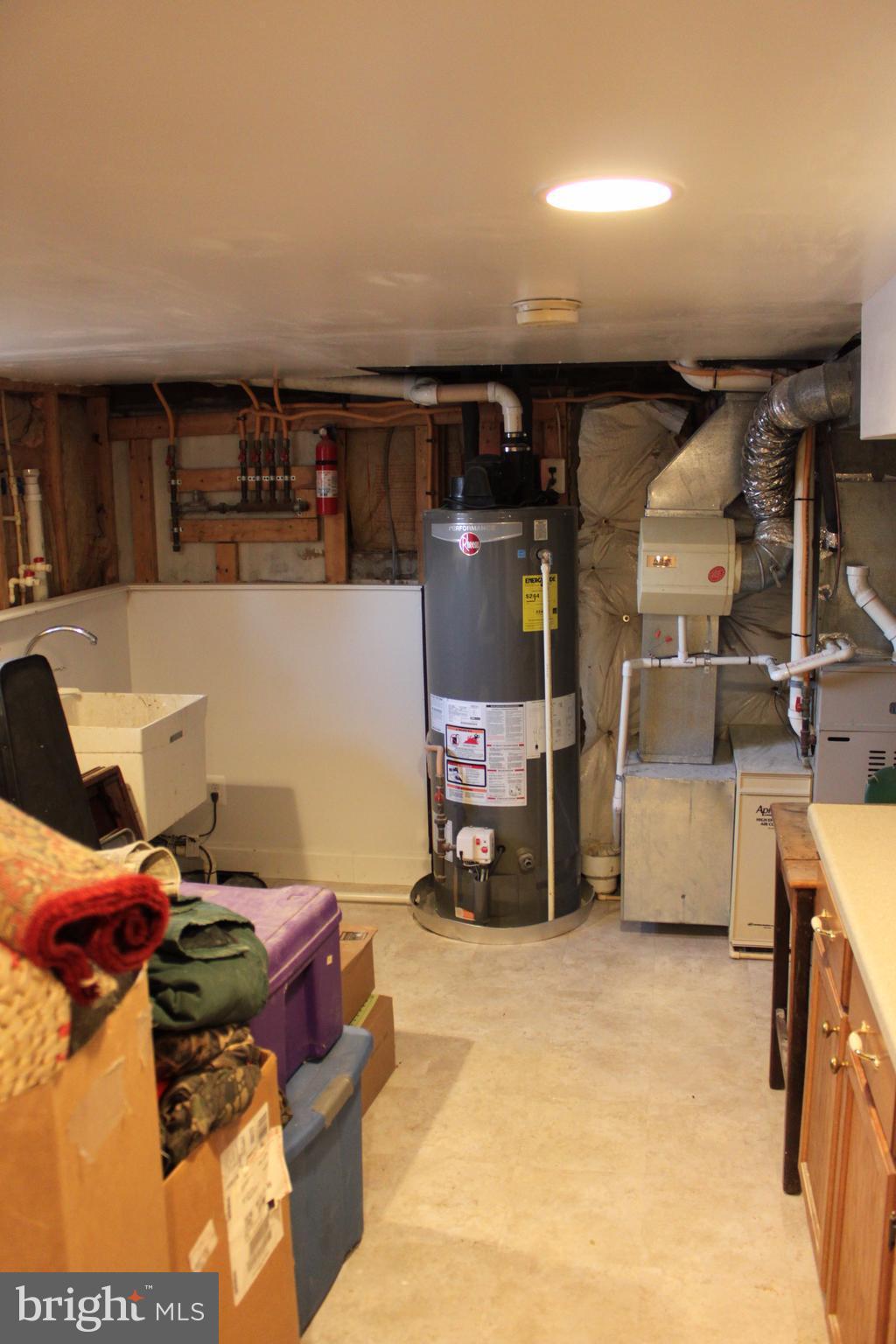 ARBUTUS HEIGHTS - Residential