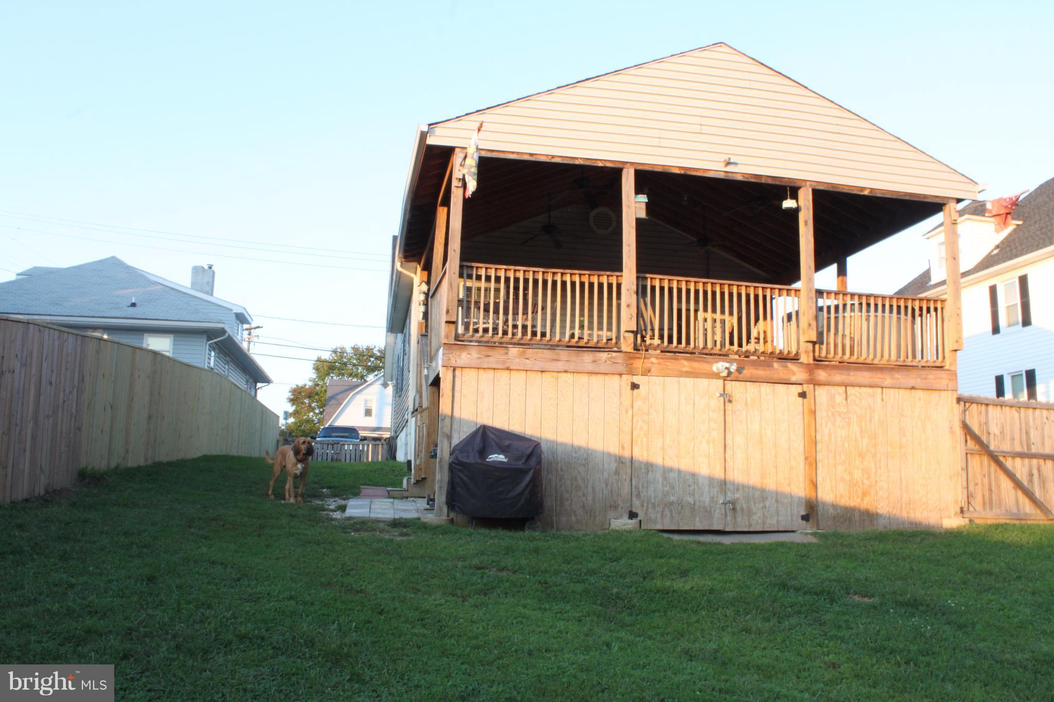 ARBUTUS HEIGHTS - Residential