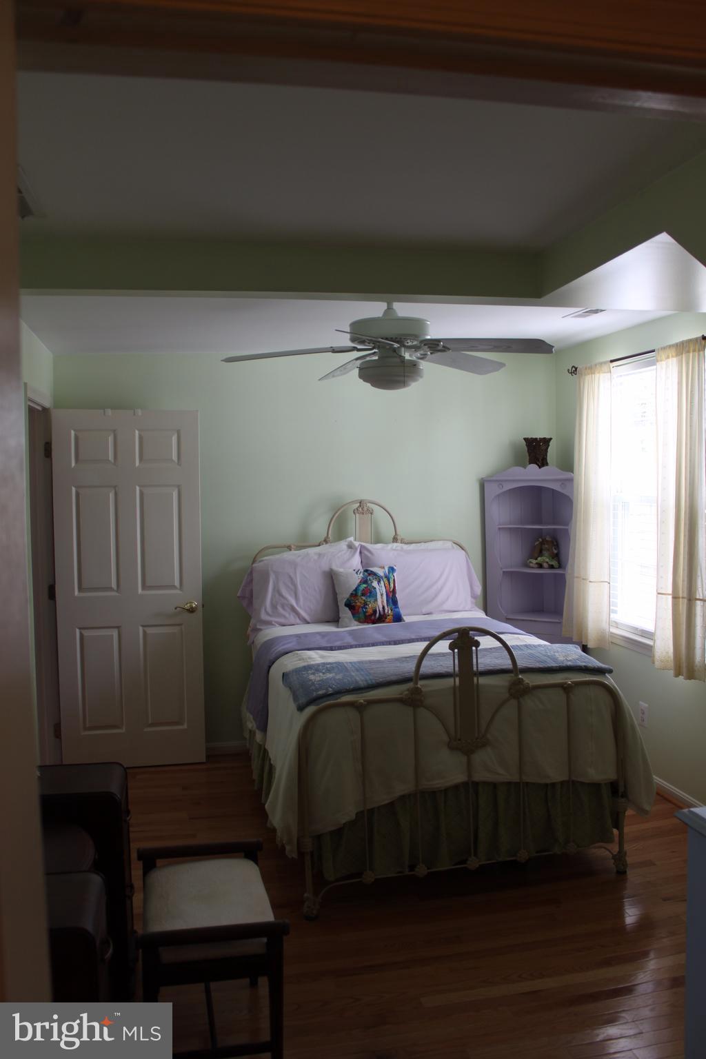 ARBUTUS HEIGHTS - Residential