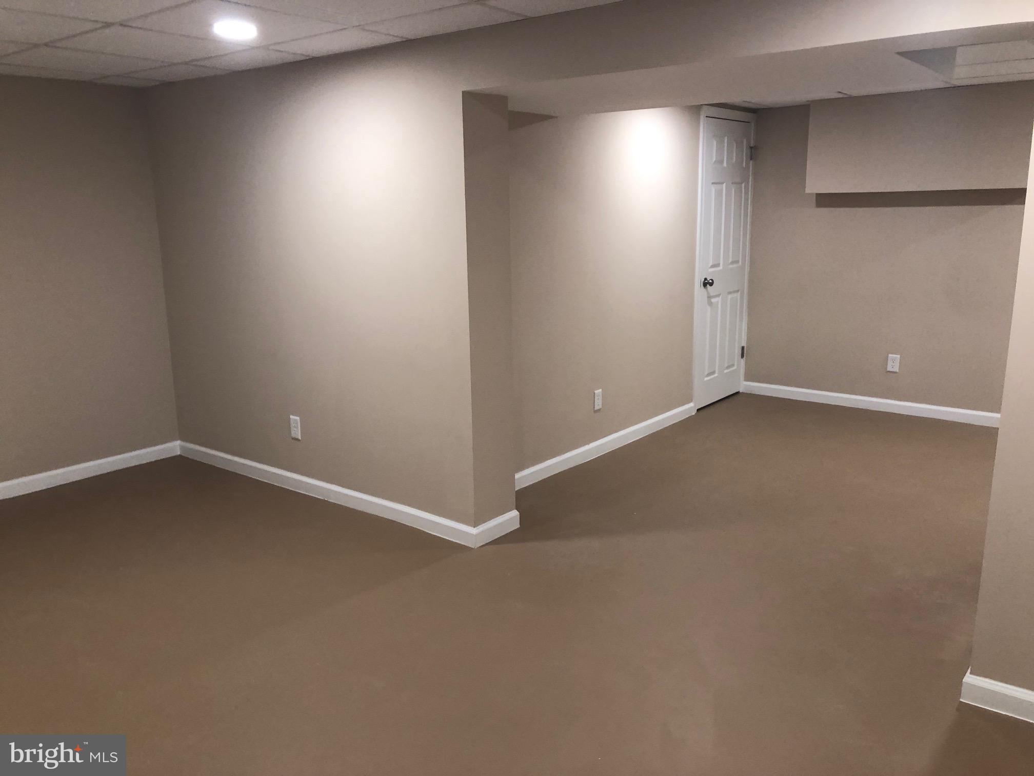 STOVER MILL - Residential Lease