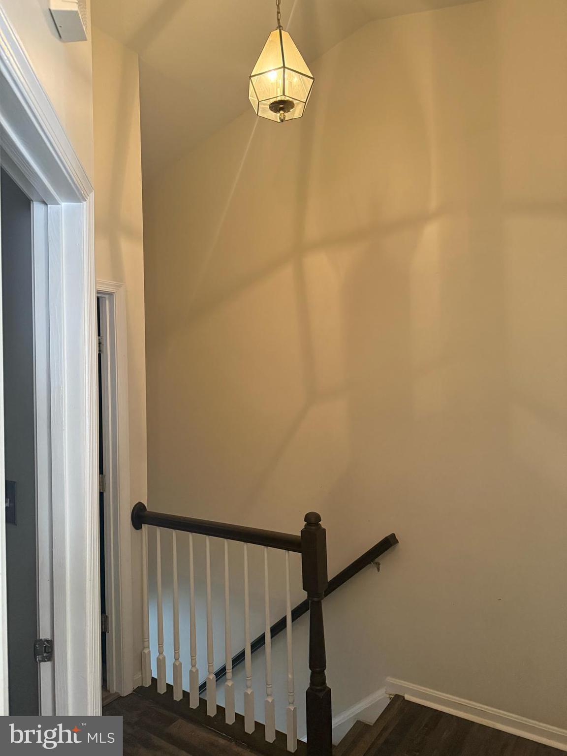 PENNSYLVANIA CROSSING - Residential Lease