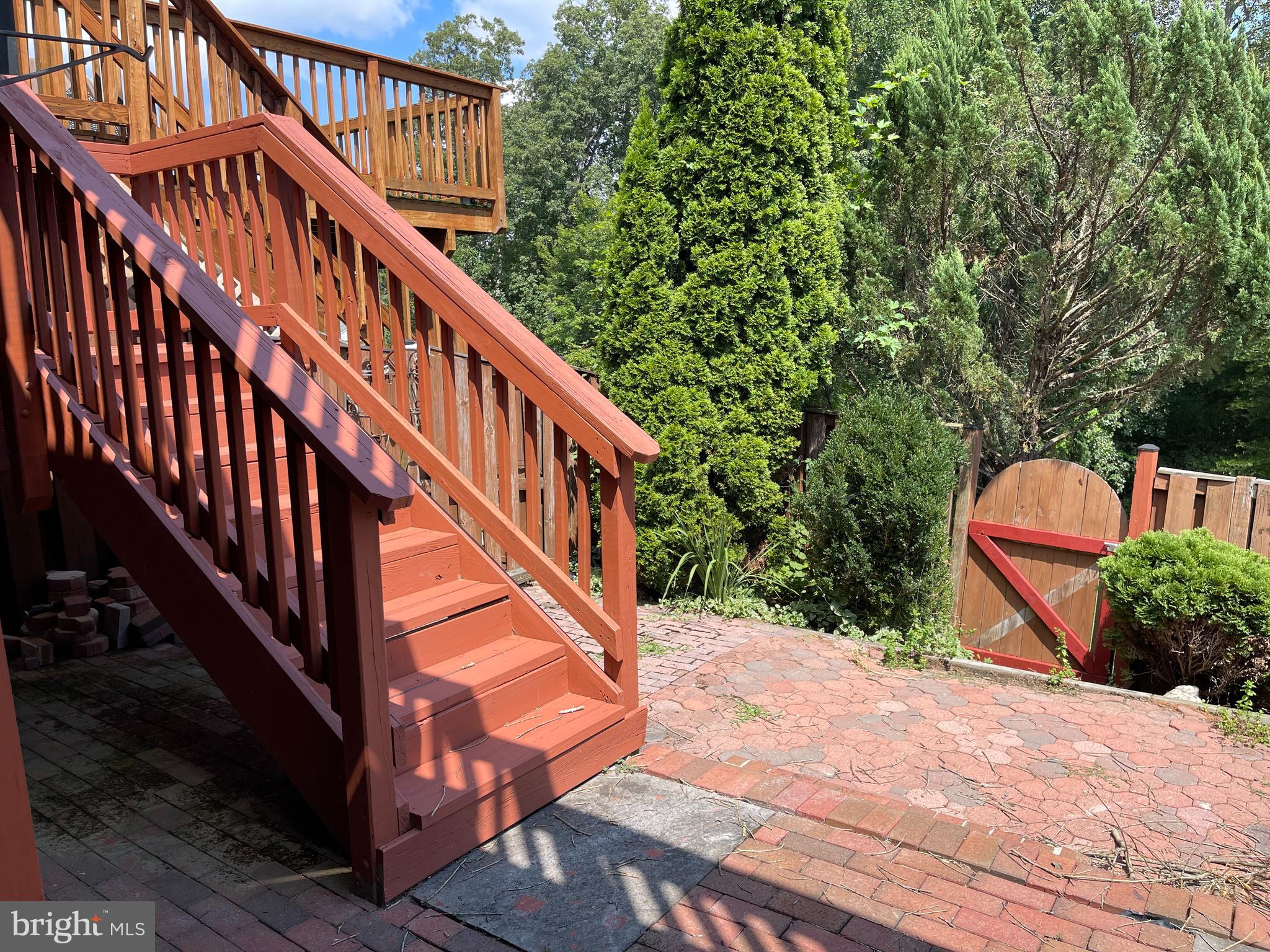 LAKE RIDGE - Residential Lease