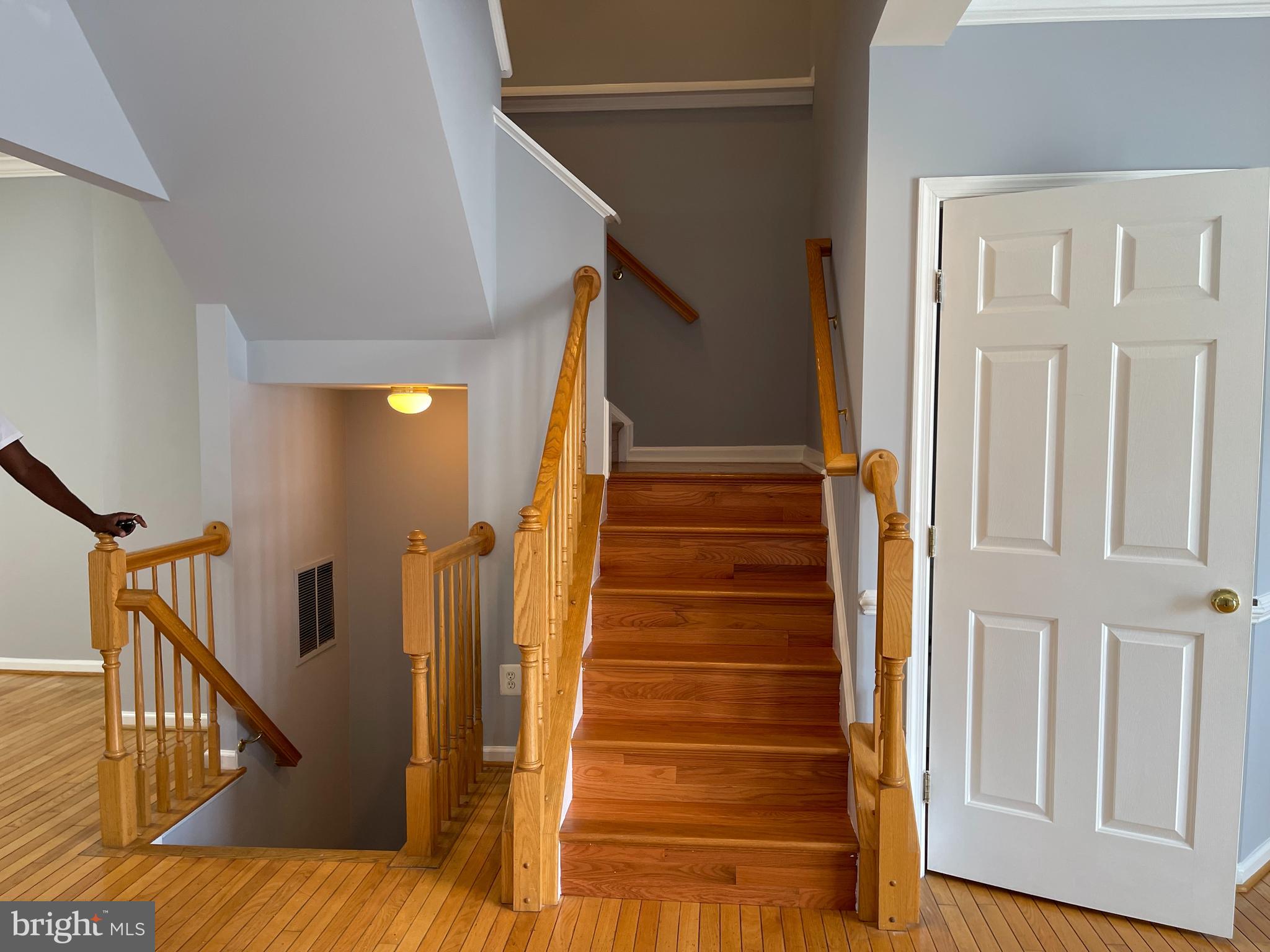 LAKE RIDGE - Residential Lease