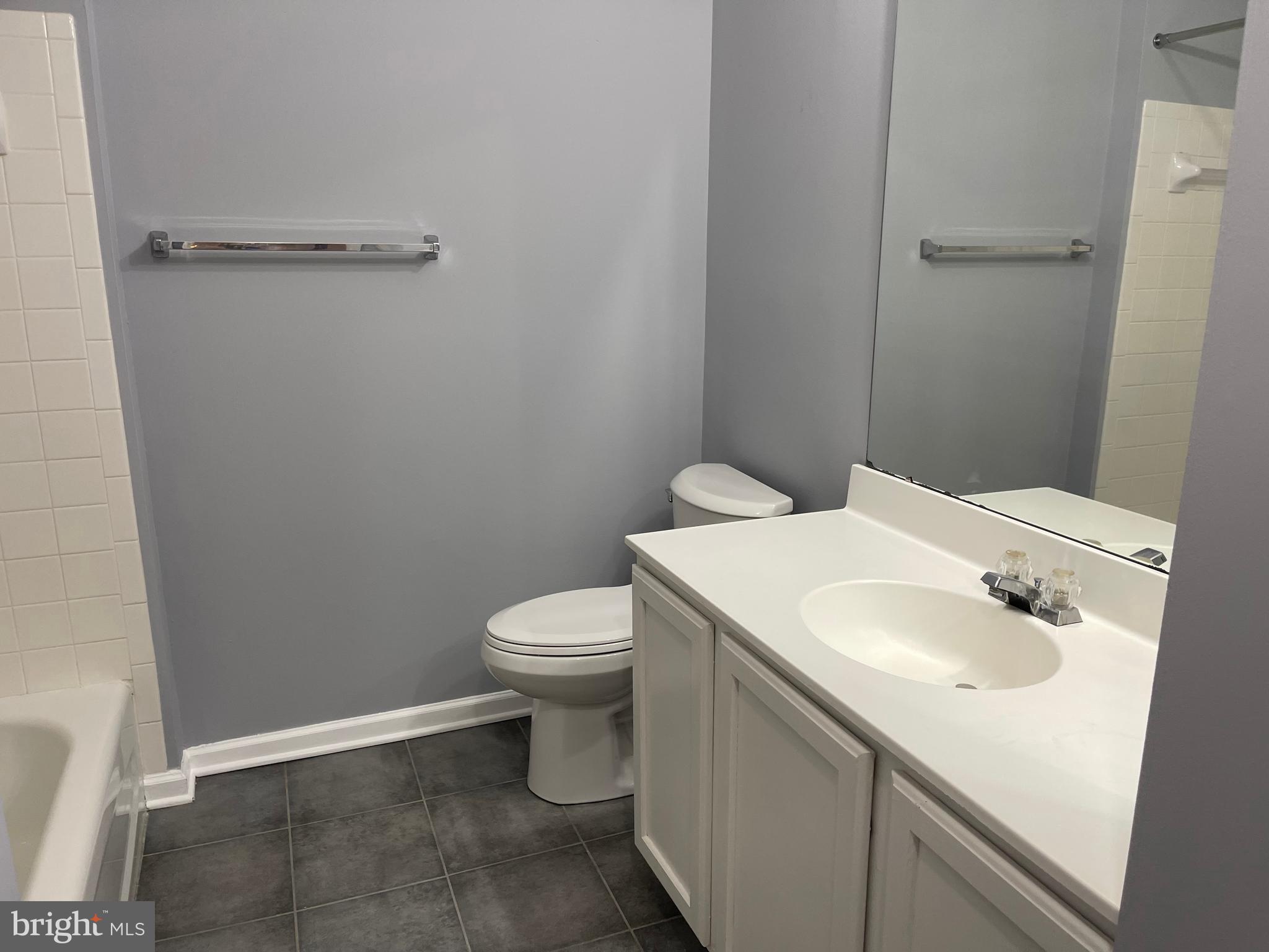 LAKE RIDGE - Residential Lease