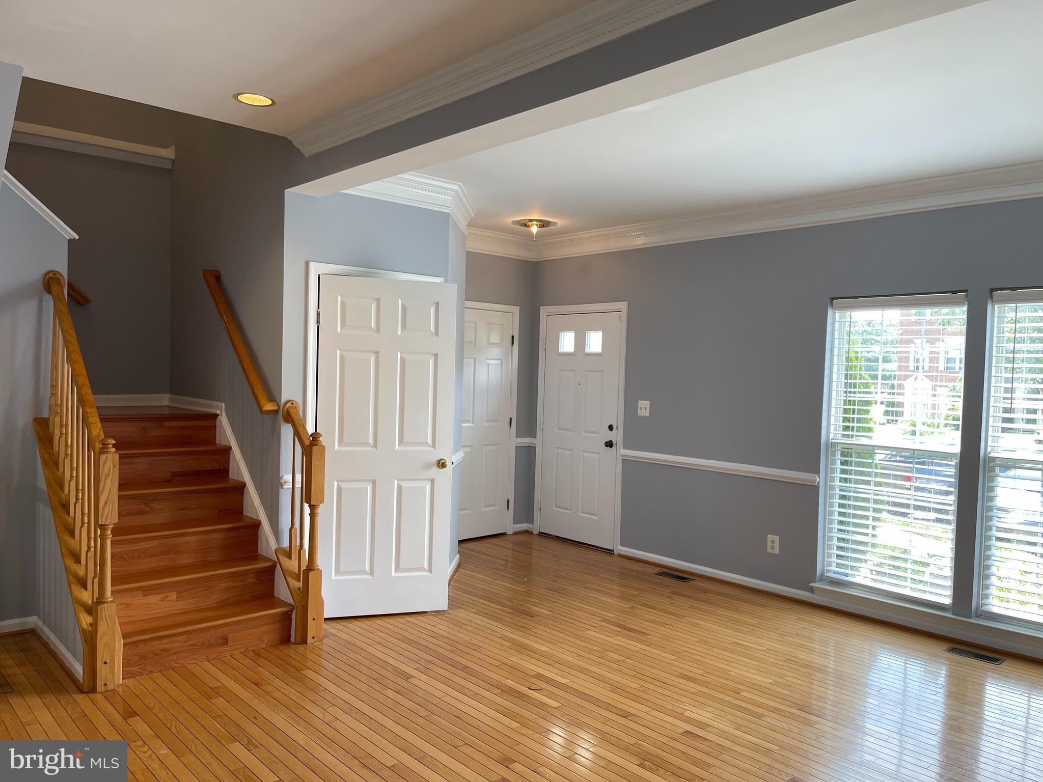 LAKE RIDGE - Residential Lease