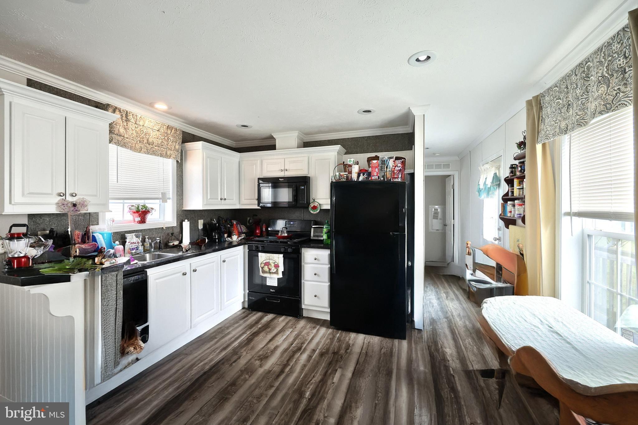 ANCHOR ESTATES - Residential