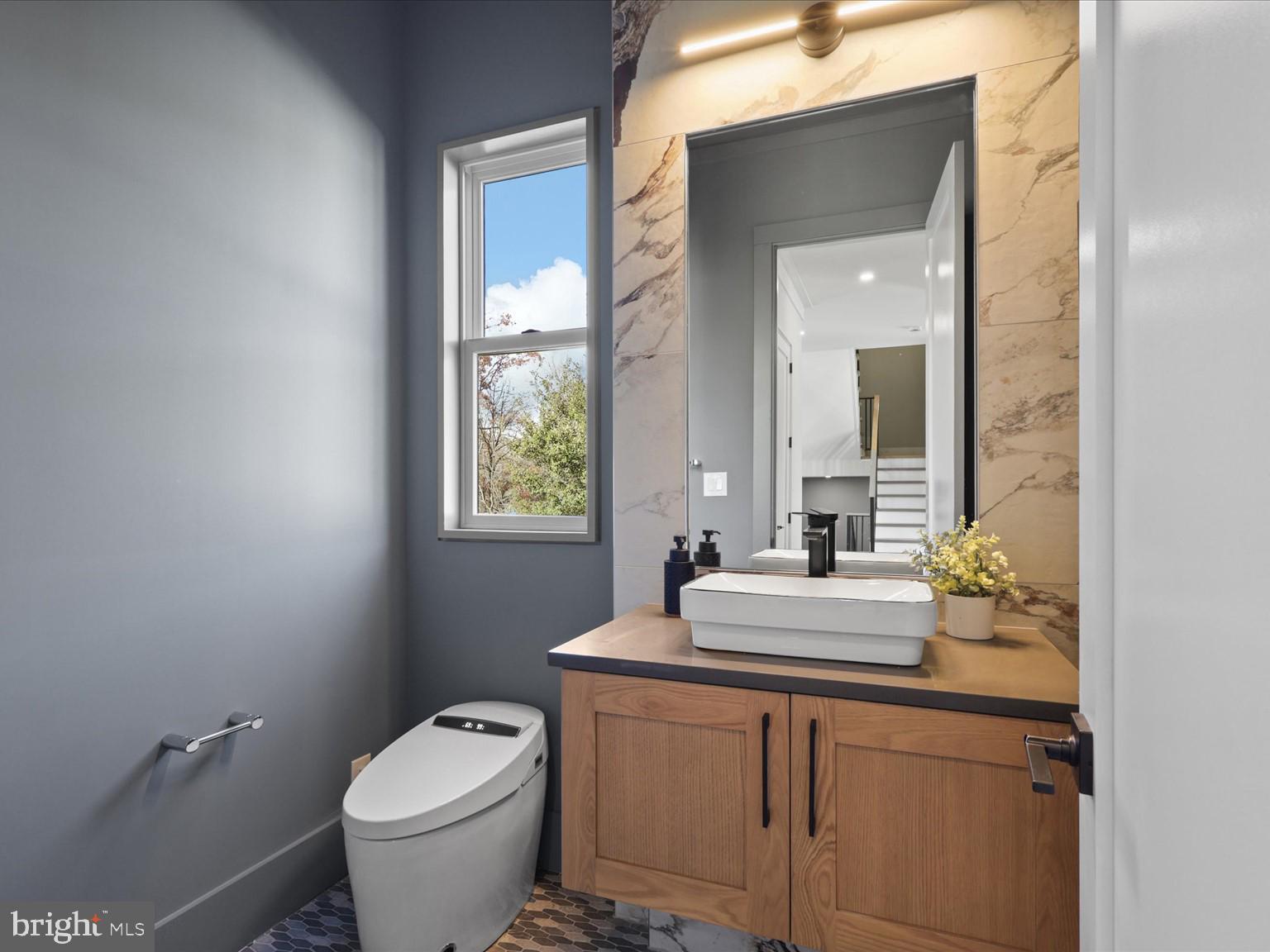 VIENNA WOODS - Residential