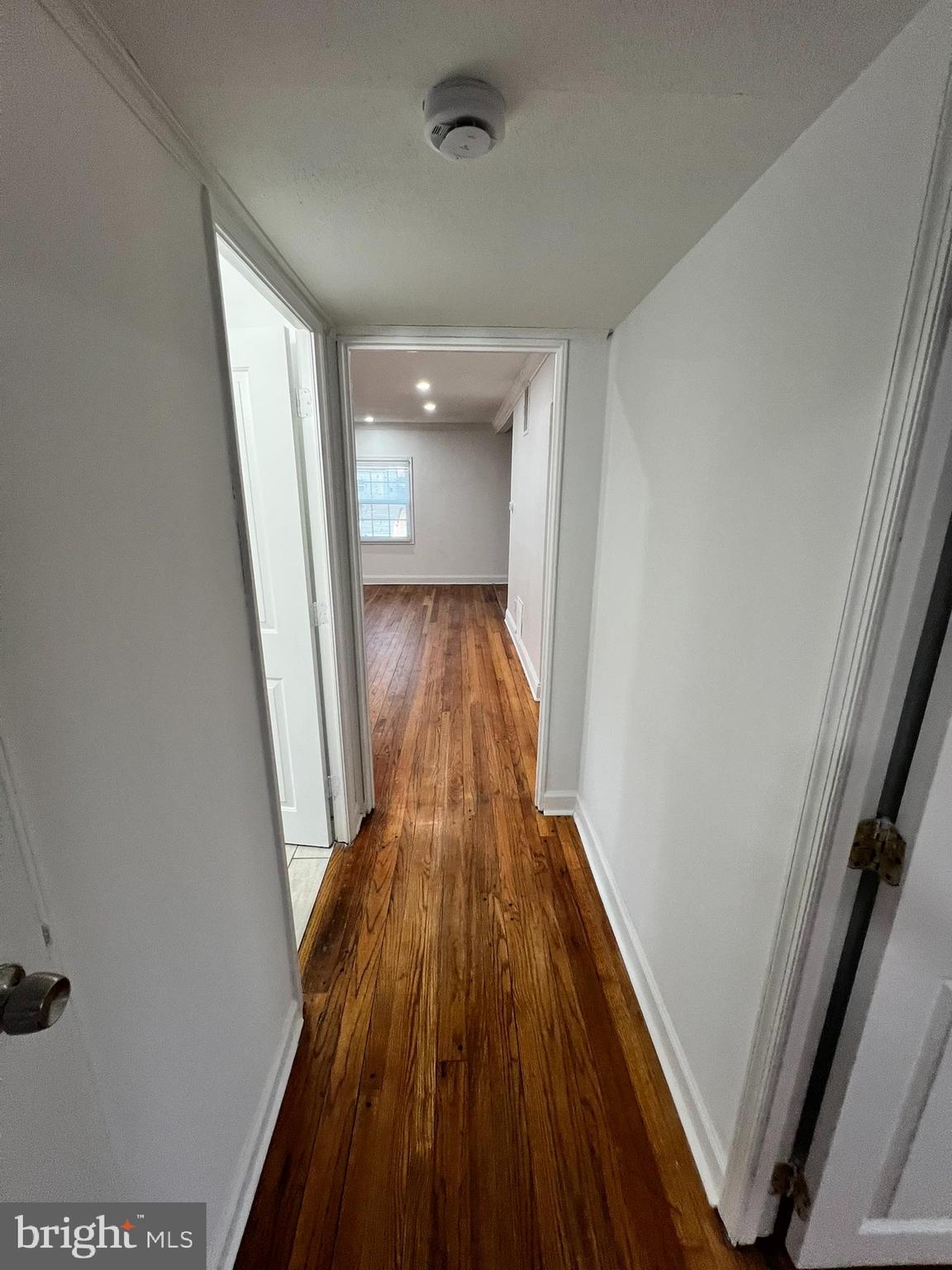 CHESTNUT HILLS - Residential Lease