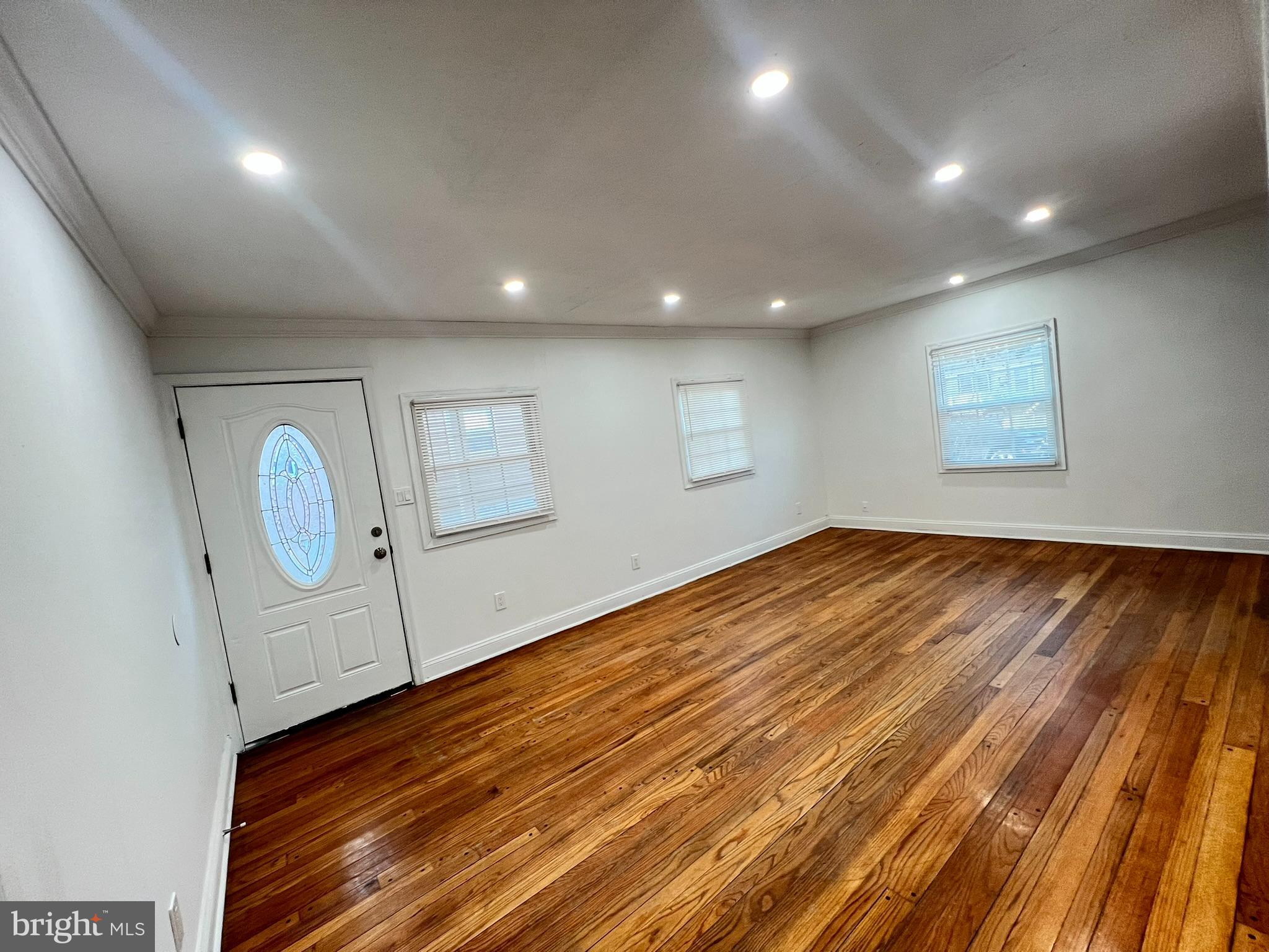 CHESTNUT HILLS - Residential Lease