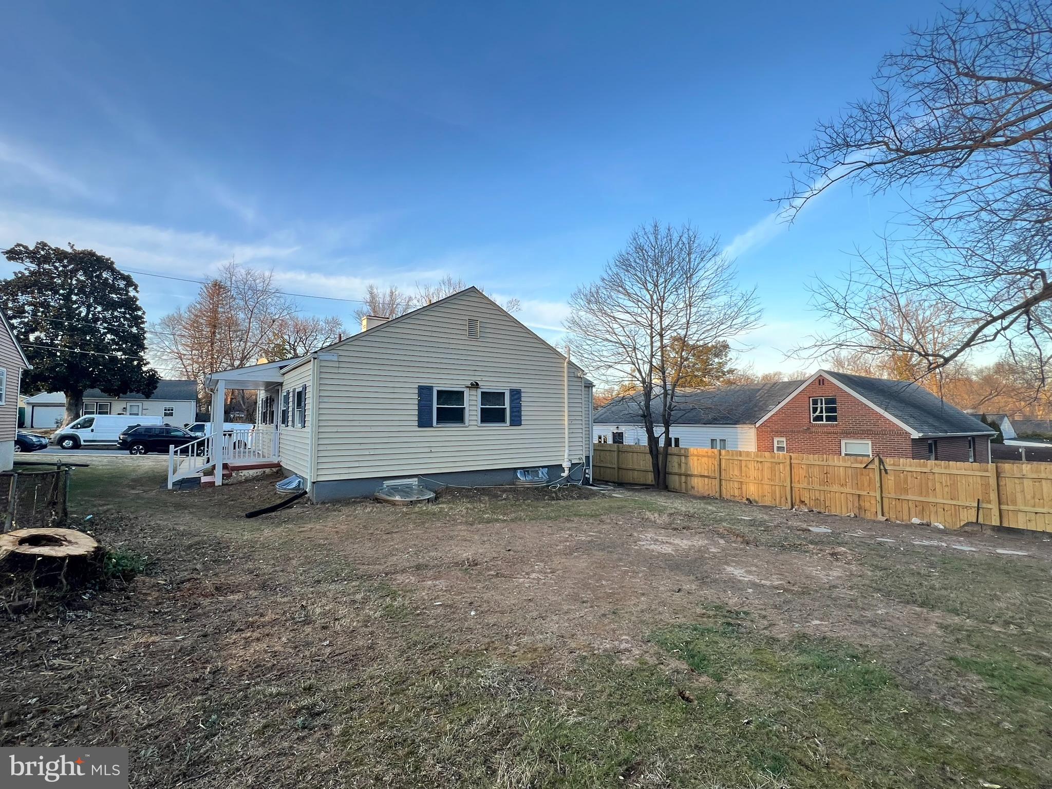 CHESTNUT HILLS - Residential Lease