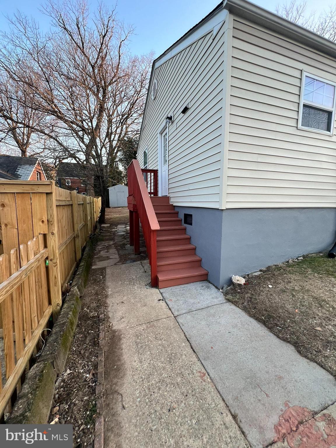 CHESTNUT HILLS - Residential Lease