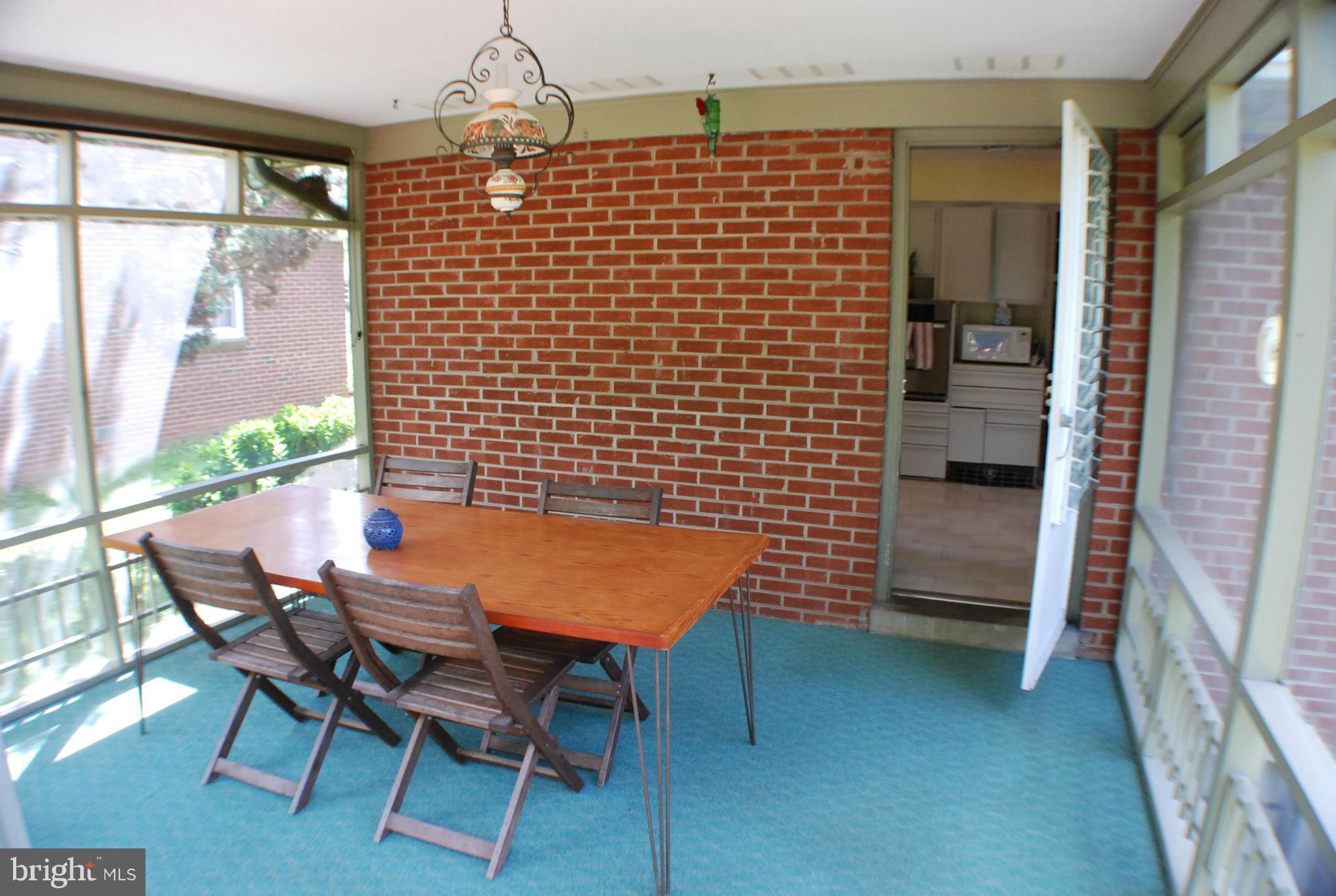 WOODLAND PARK - Residential