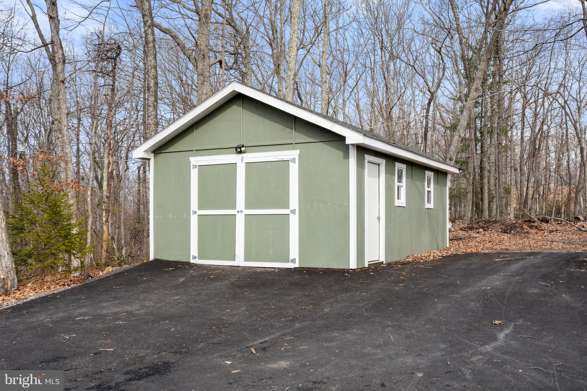 MOUNTAIN VIEW EST - Residential