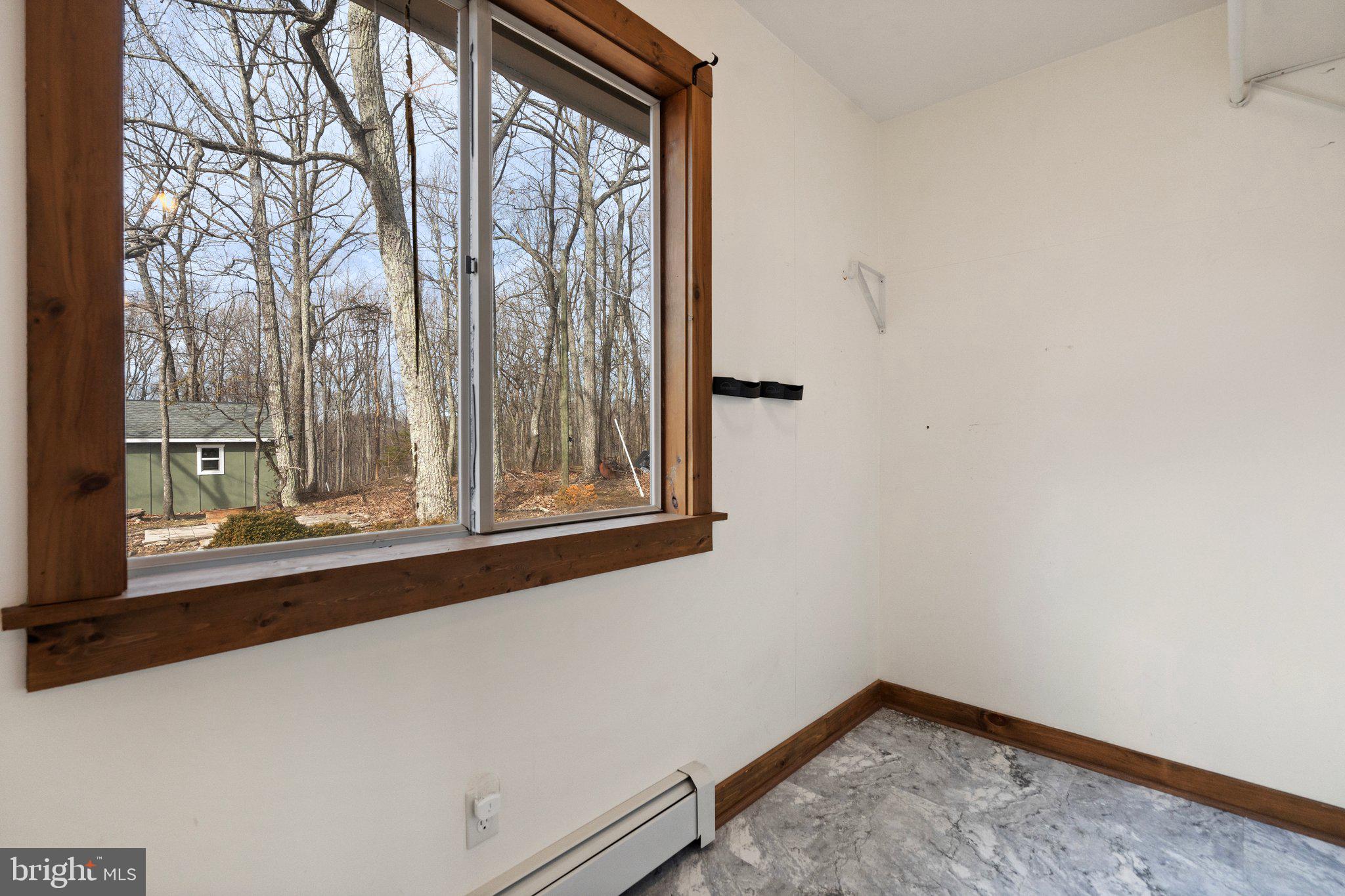 MOUNTAIN VIEW EST - Residential