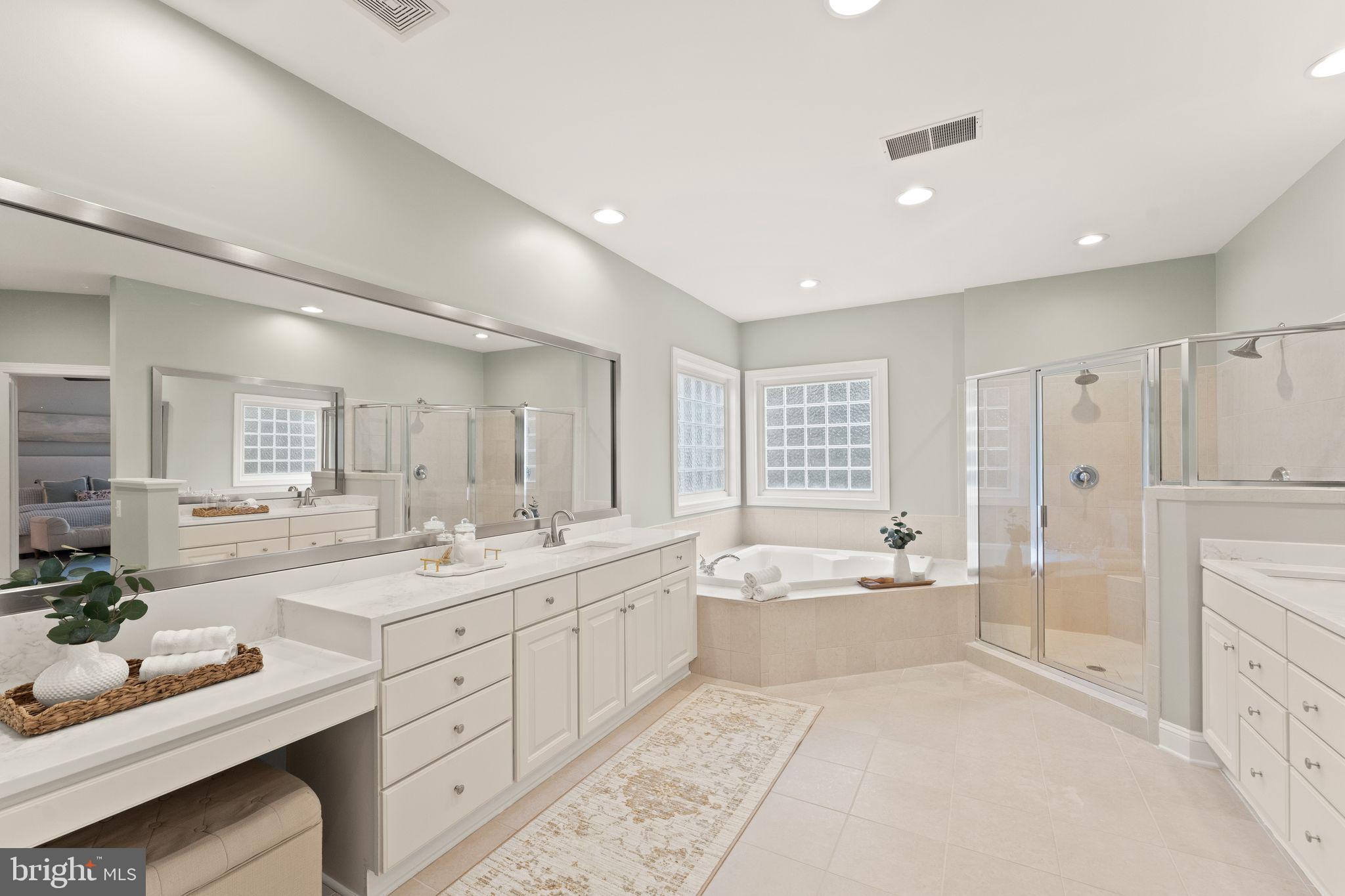 LANSDOWNE ON THE POTOMAC - Residential