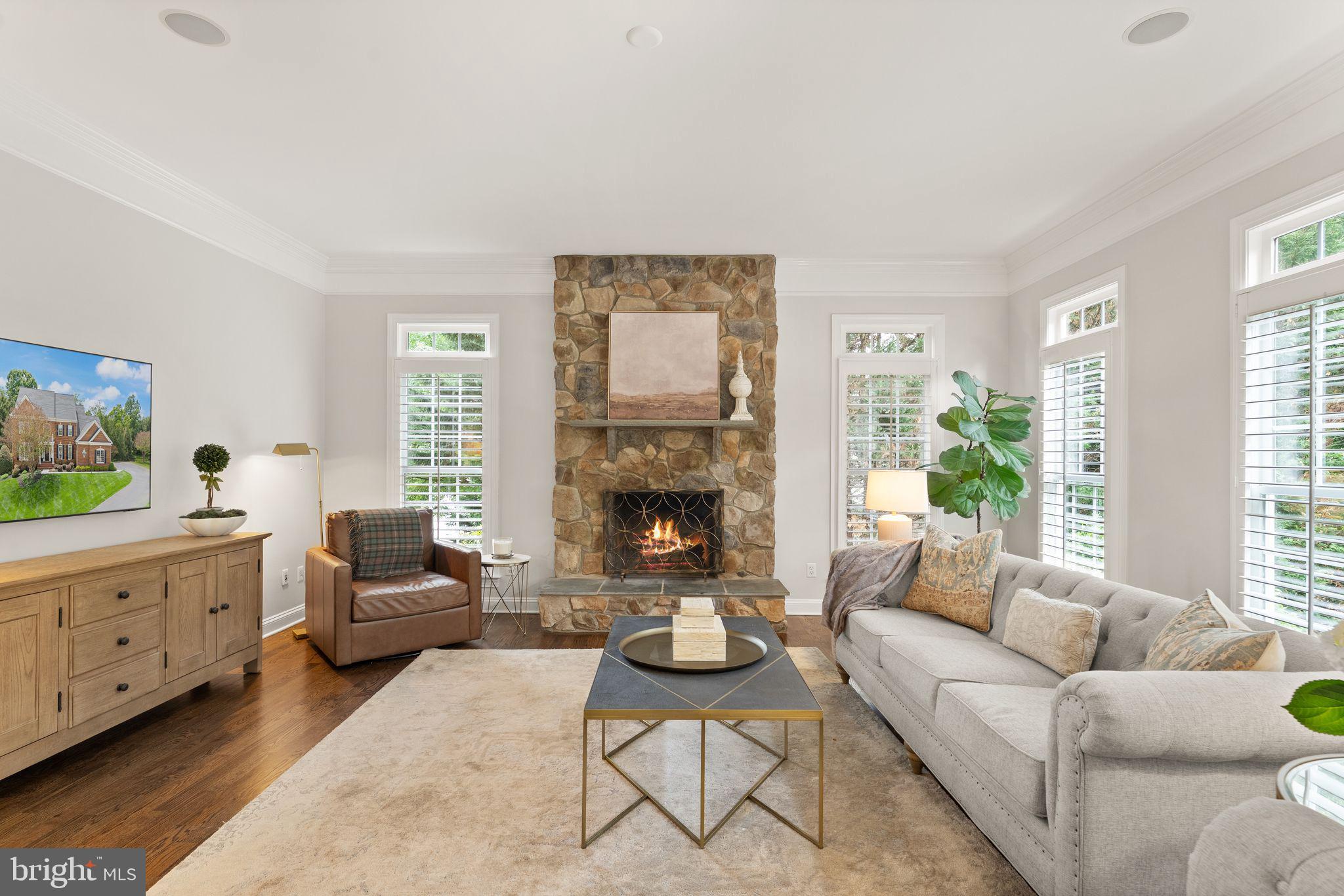 LANSDOWNE ON THE POTOMAC - Residential