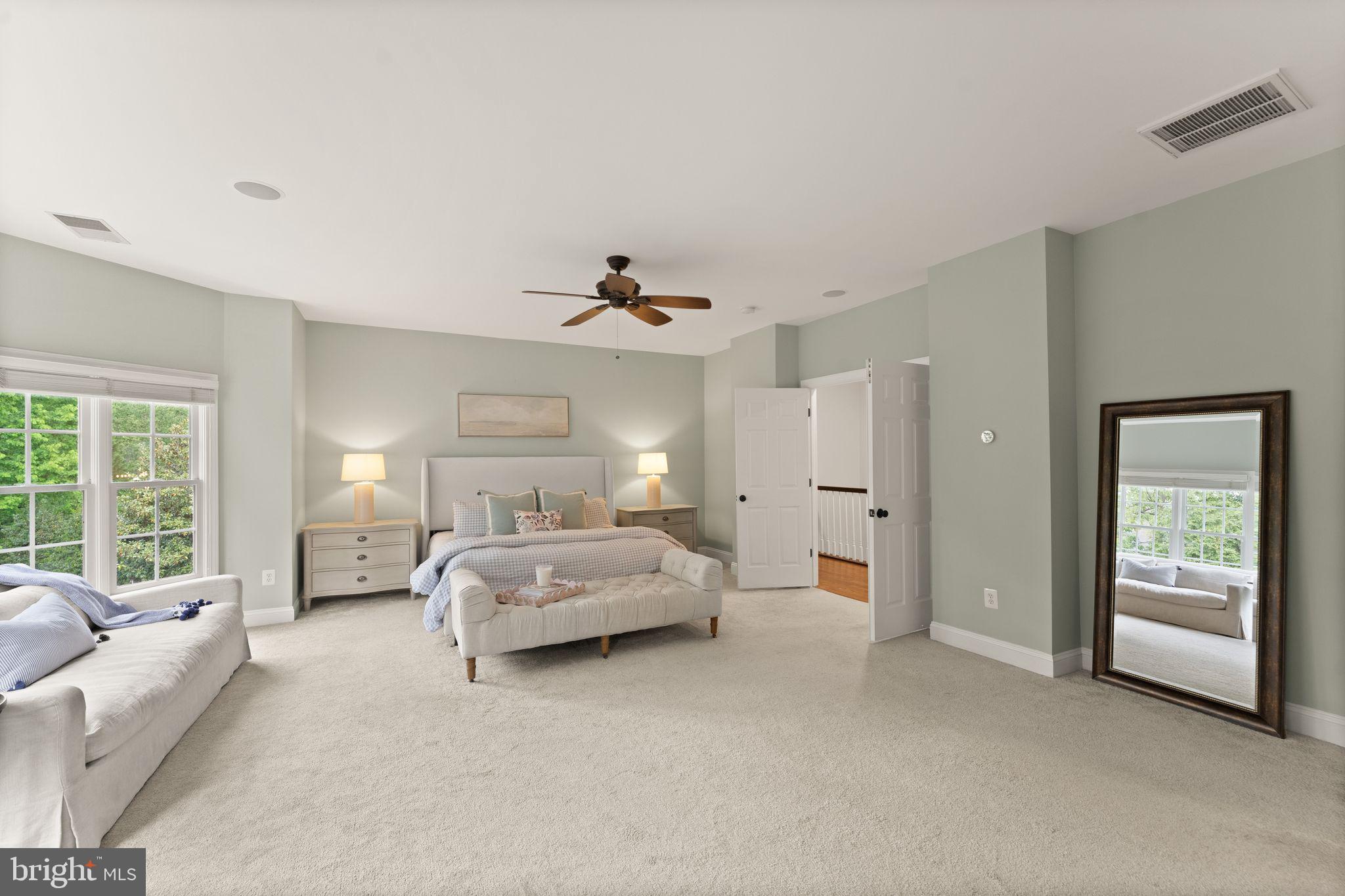 LANSDOWNE ON THE POTOMAC - Residential