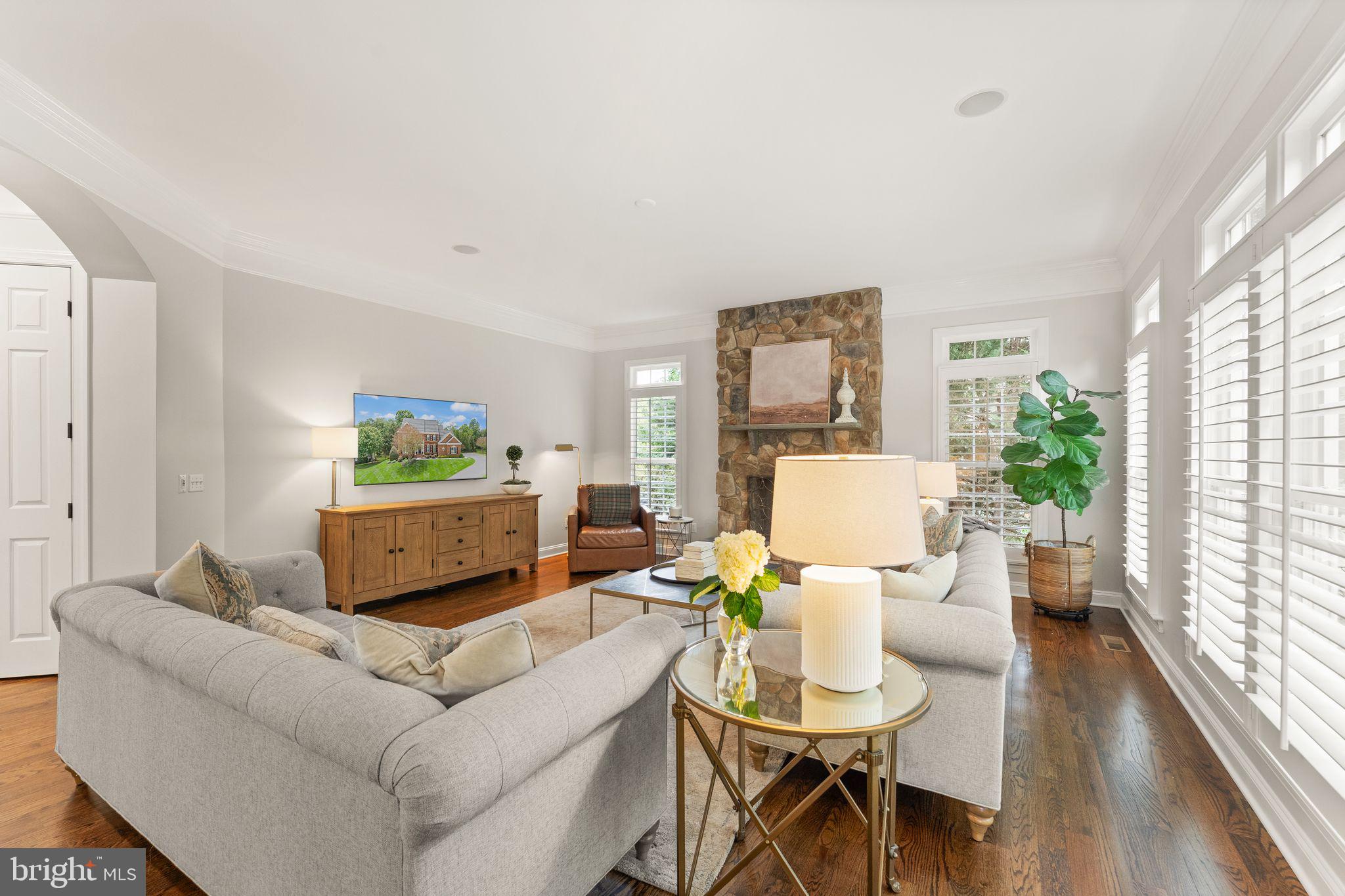 LANSDOWNE ON THE POTOMAC - Residential